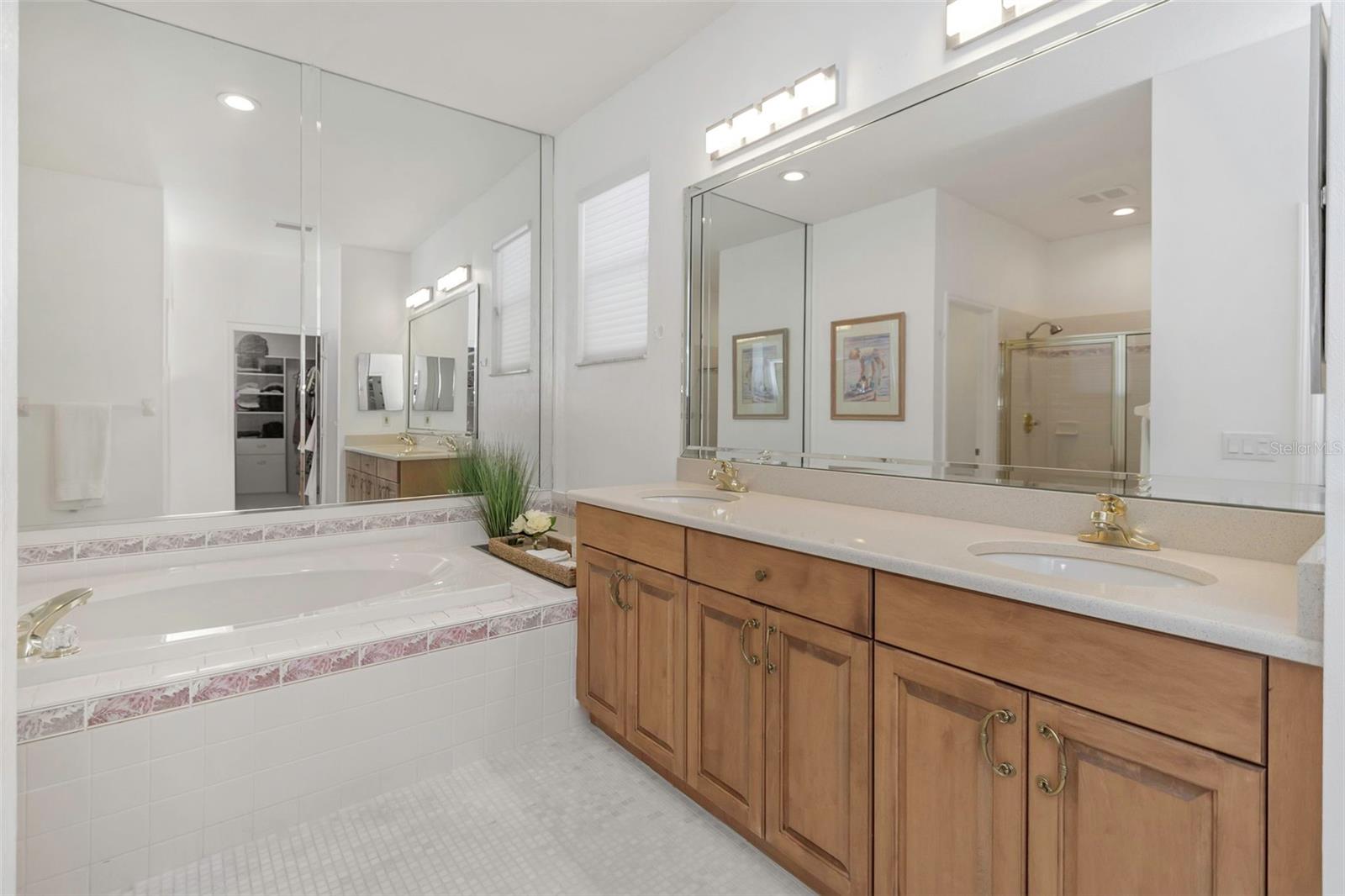 CRESCENT OAKS COUNTRY CLUB KINGSBURY PH 2 - Residential