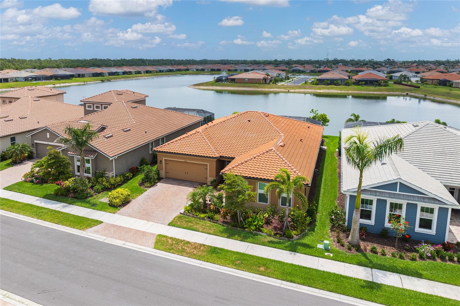 RENAISSANCE AT WEST VILLAGES - Residential
