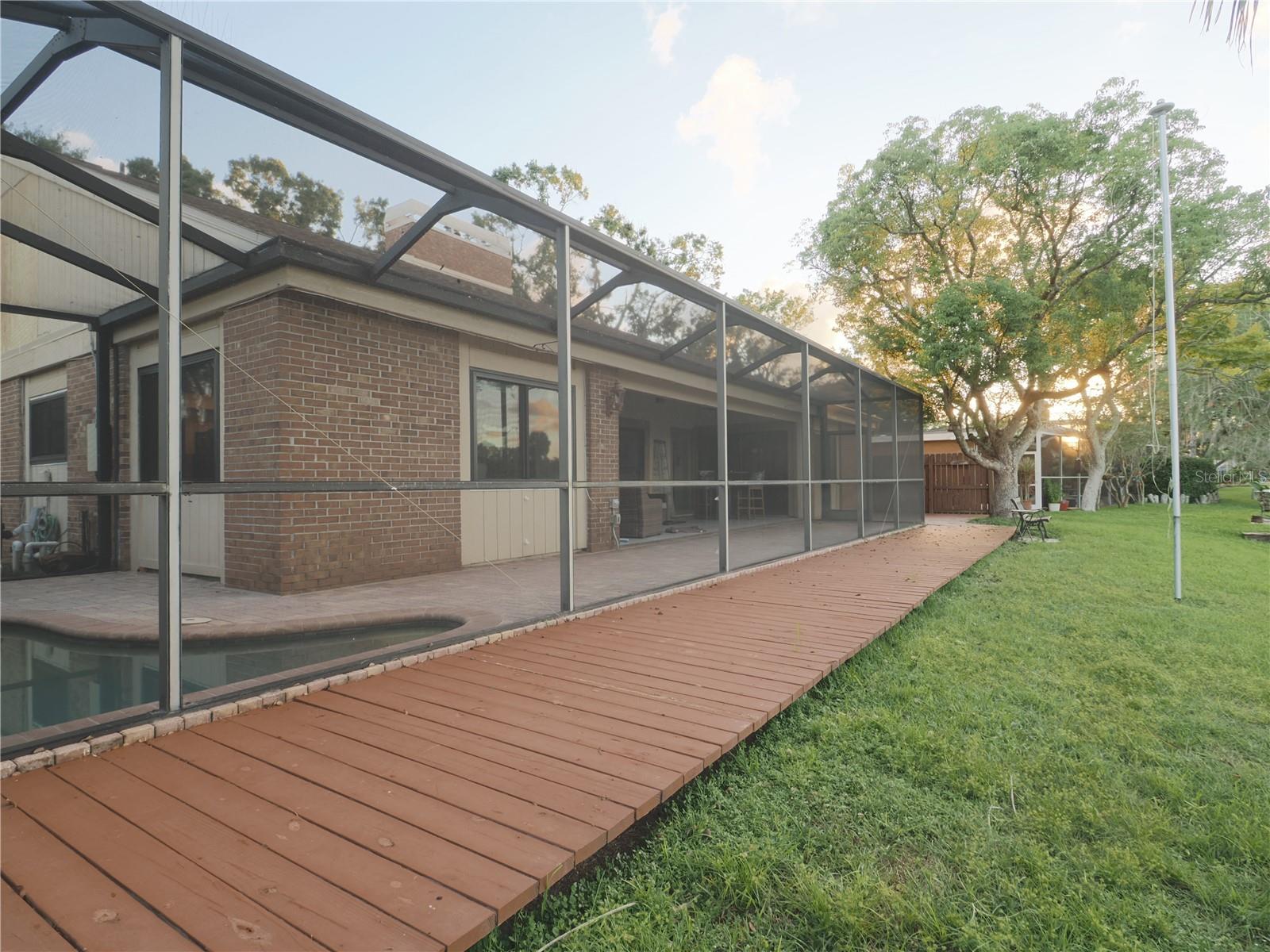 EAST LAKE WOODLANDS - Residential