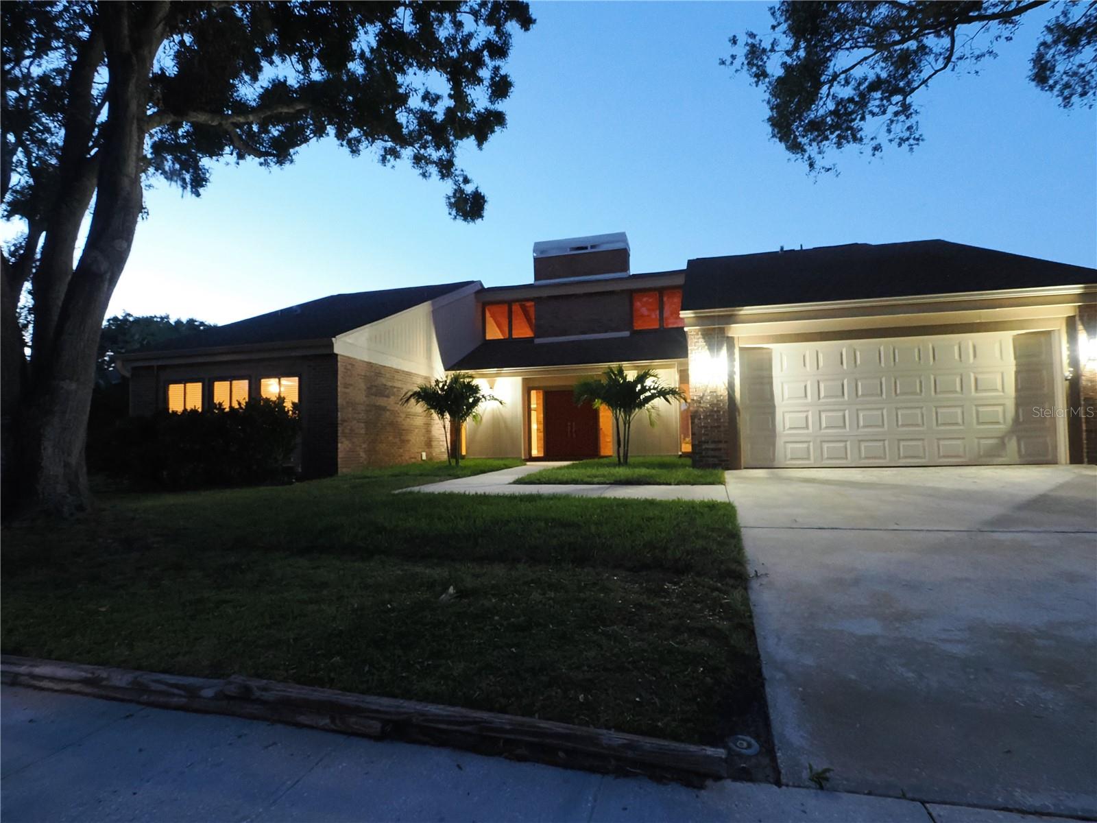 EAST LAKE WOODLANDS - Residential