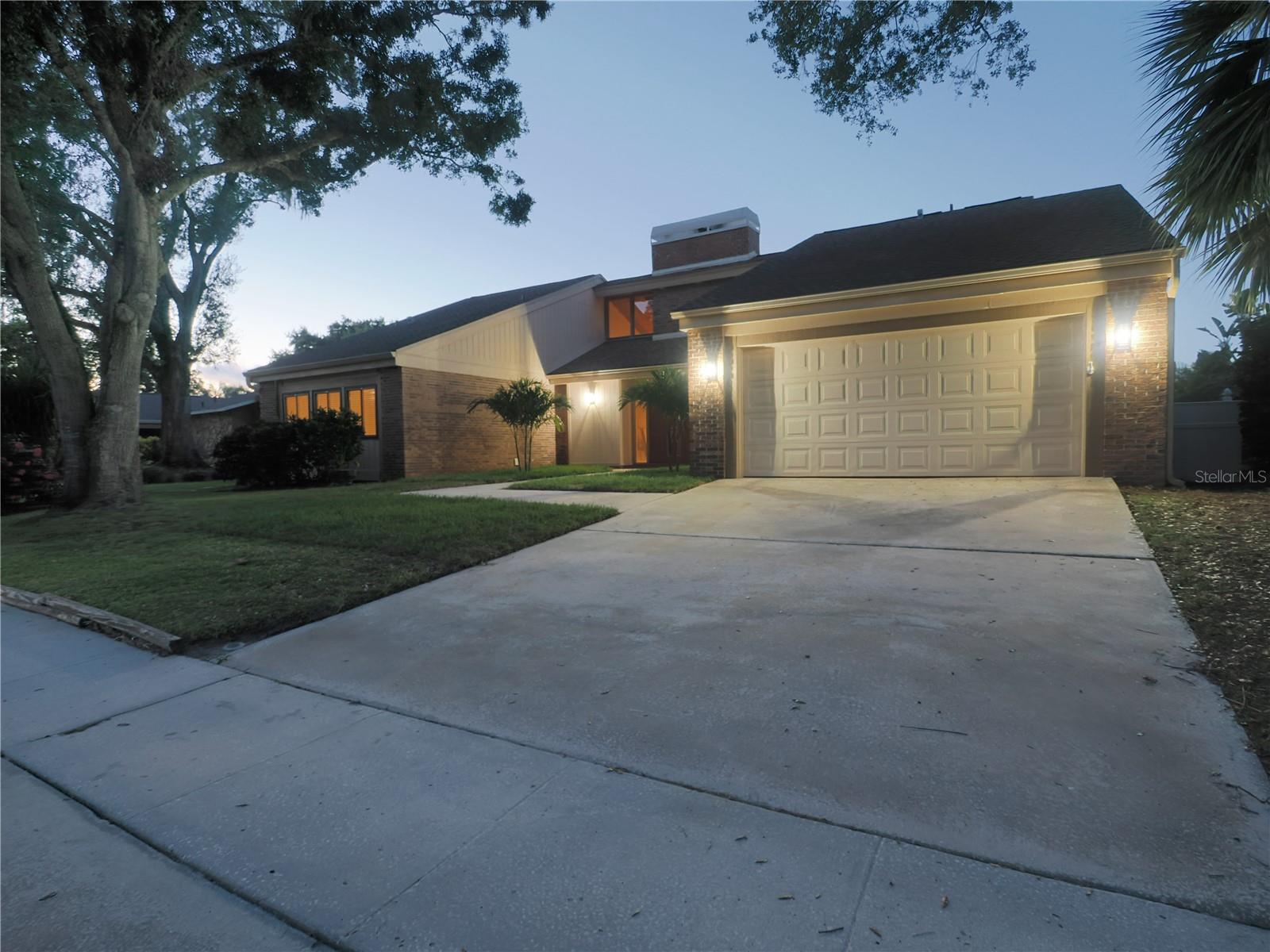 EAST LAKE WOODLANDS - Residential