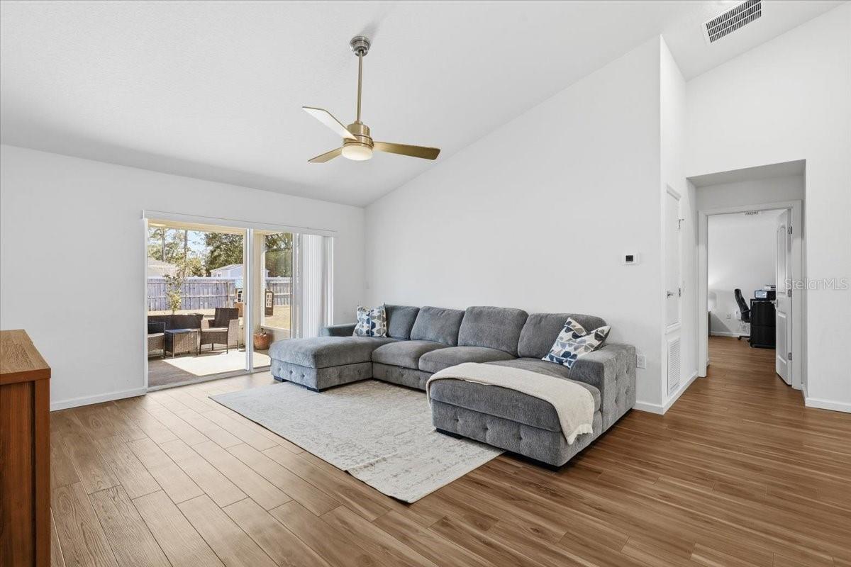 BELLE TERRE - Residential