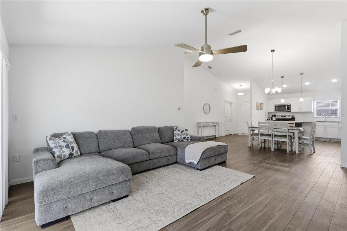 BELLE TERRE - Residential