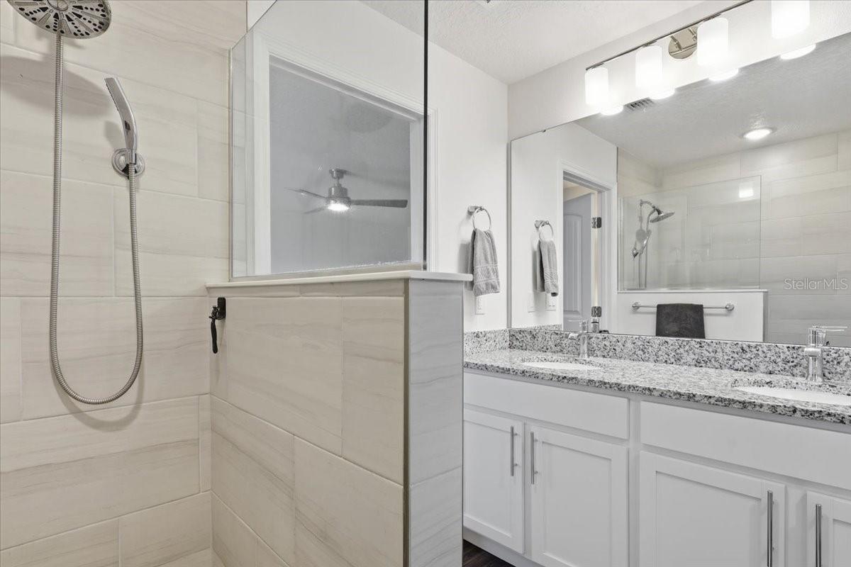 BELLE TERRE - Residential