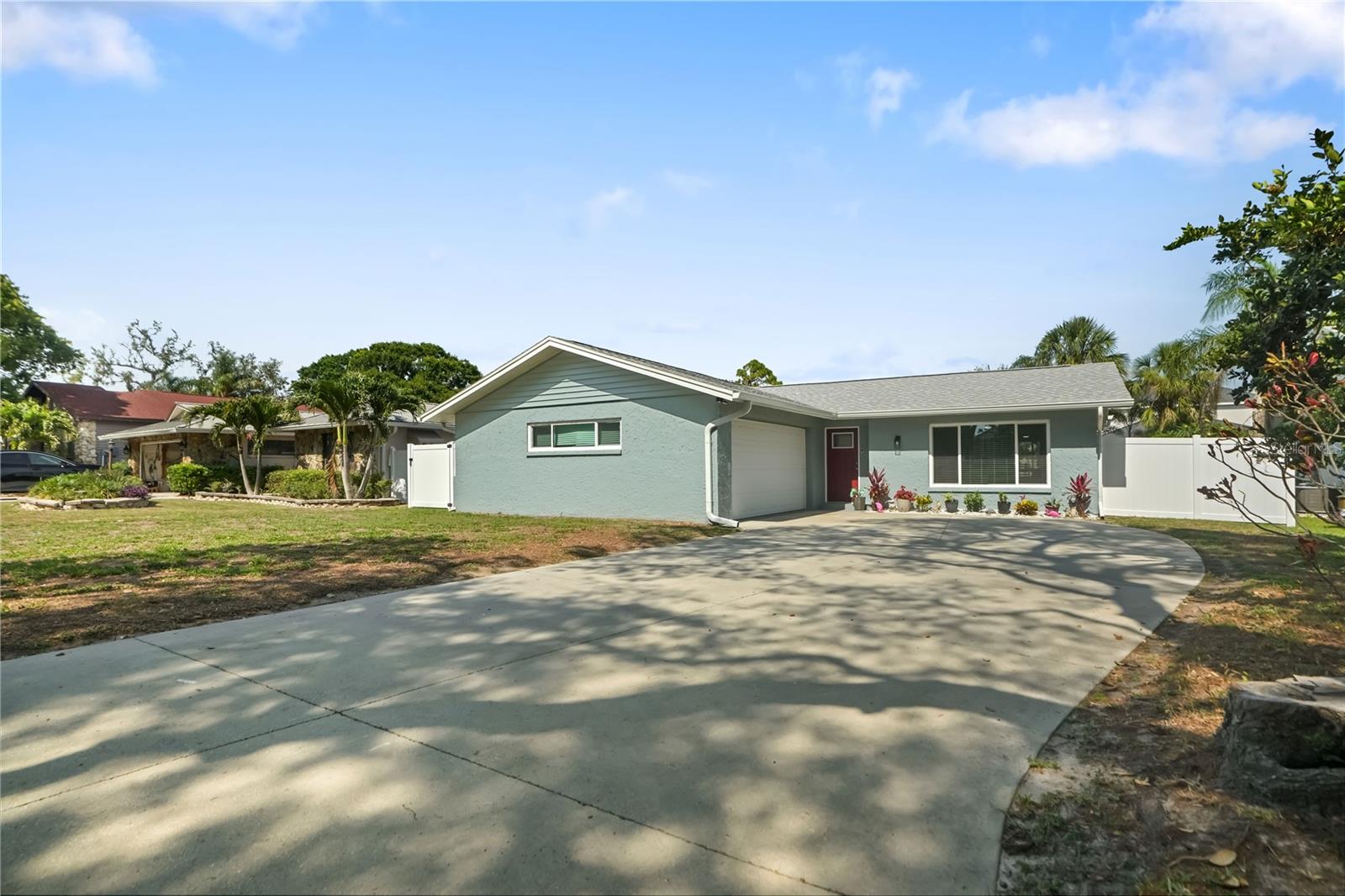 1004 PENINSULA AVENUE