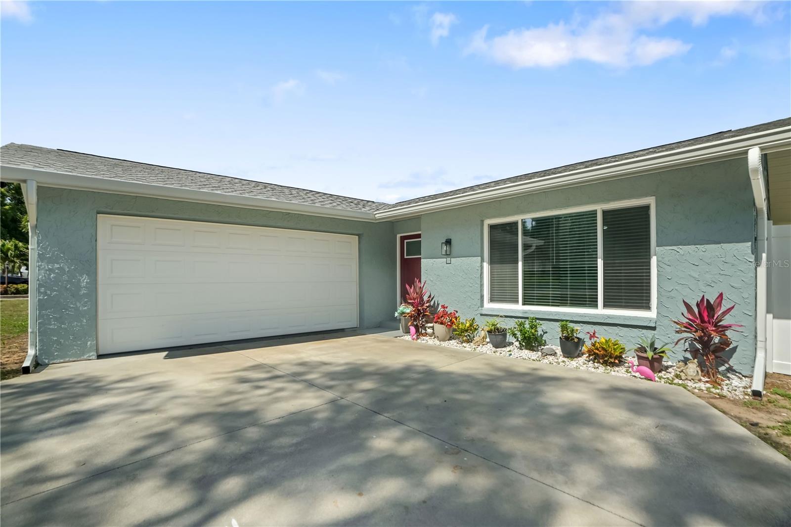 1004 PENINSULA AVENUE