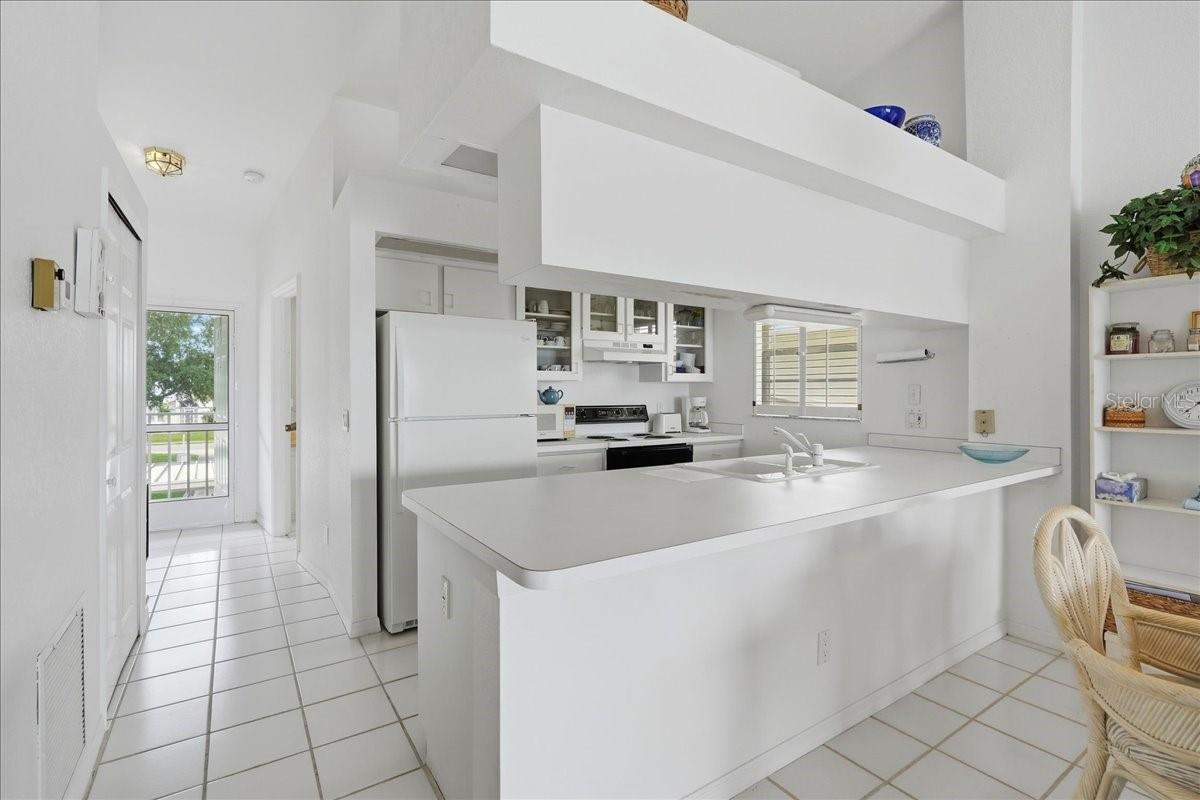 1512 RIO DE JANEIRO AVENUE 425