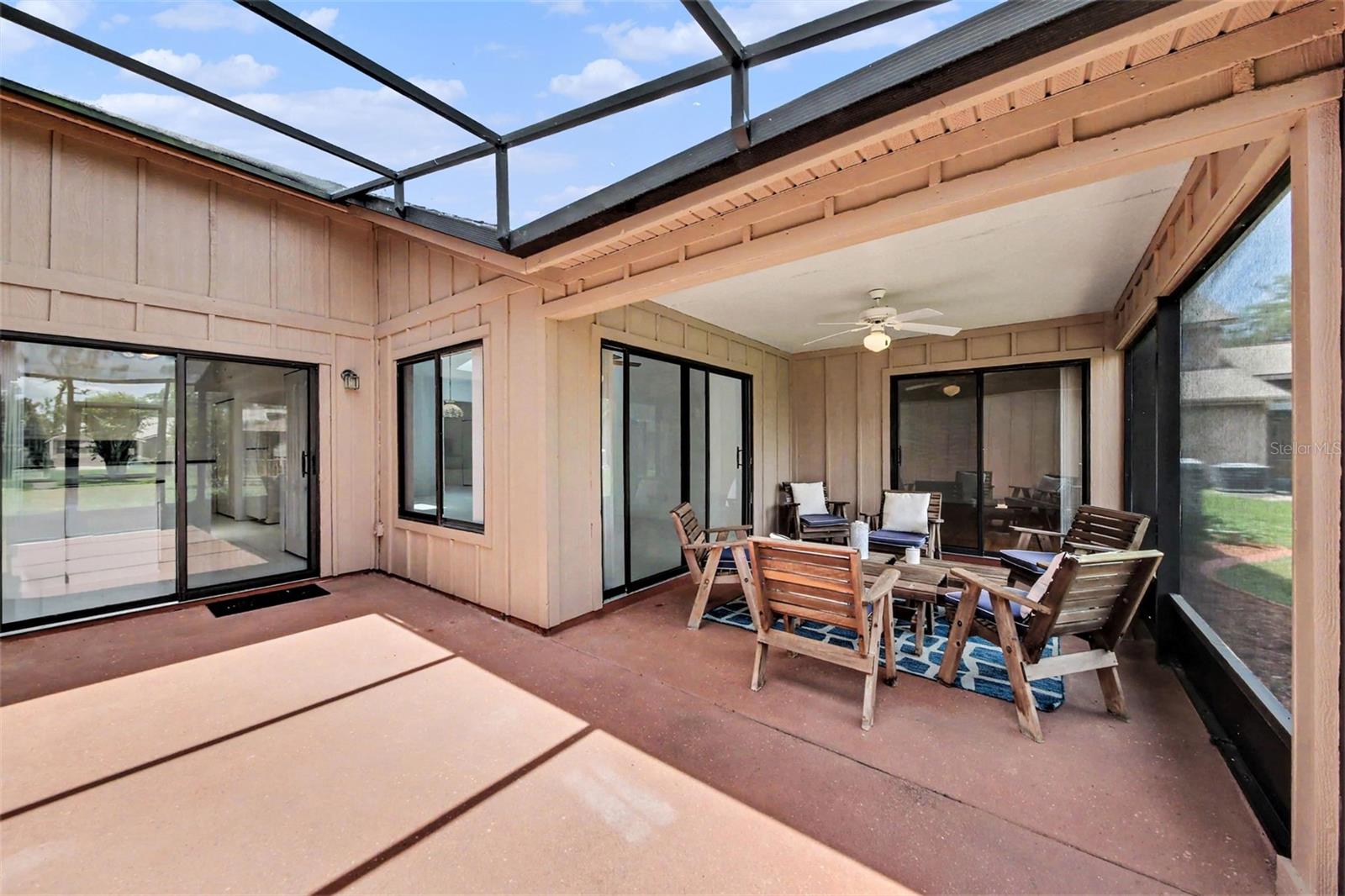 SPRUCE CREEK FLY IN - Residential
