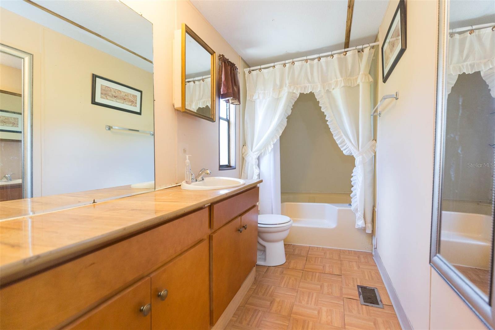 UNPLATTED - Residential