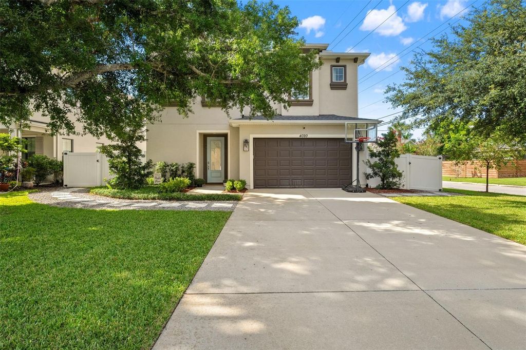 Photo of 4020 W Kensington Avenue, Tampa, FL 33629 (MLS # TB8429330)