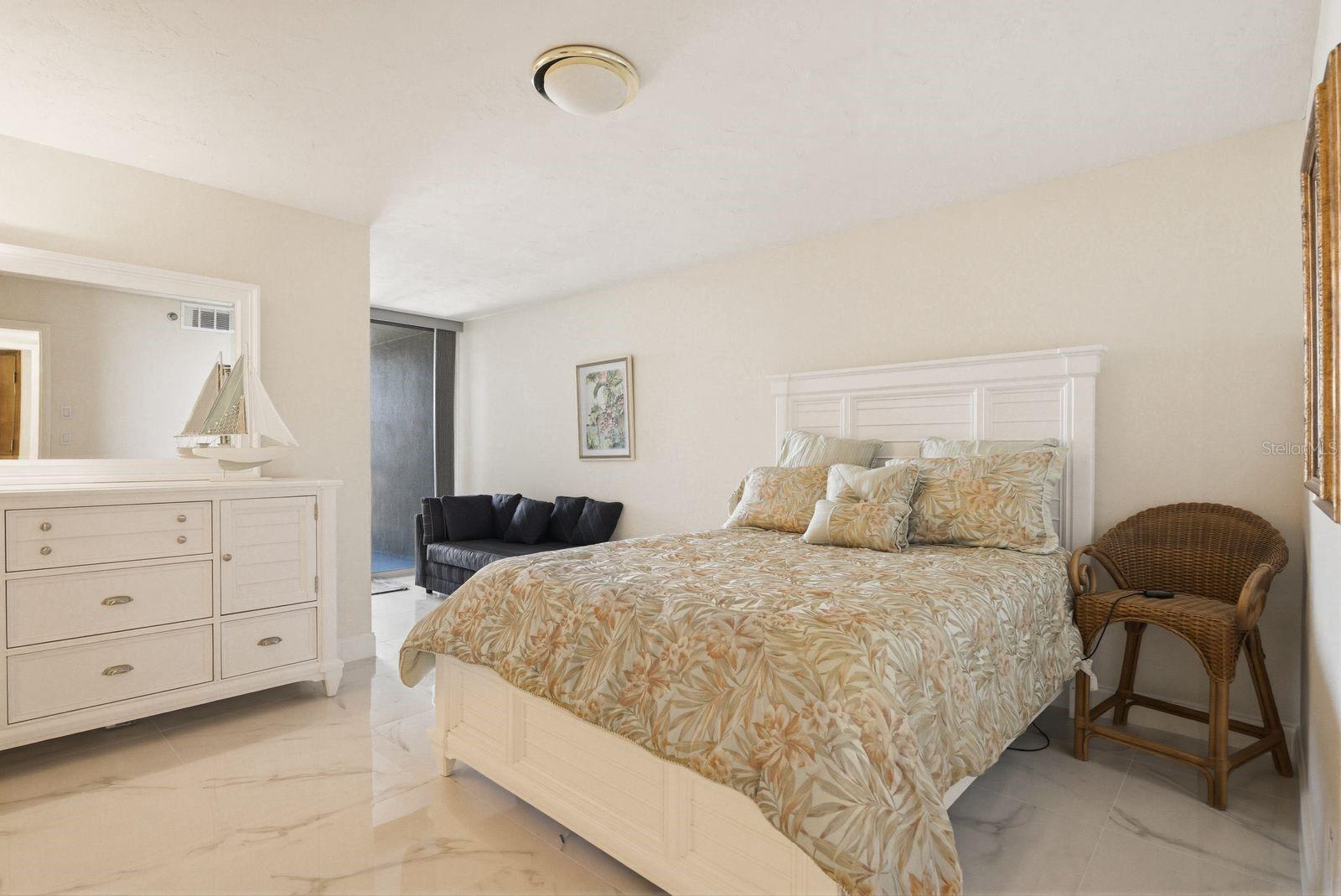 DANS ISLAND ON SAND KEY CONDO - Residential