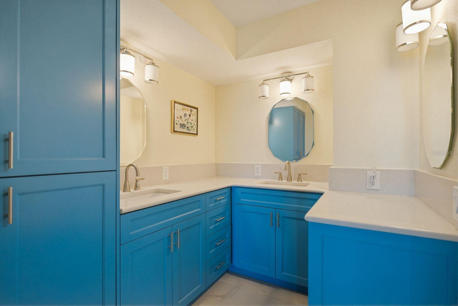 DANS ISLAND ON SAND KEY CONDO - Residential