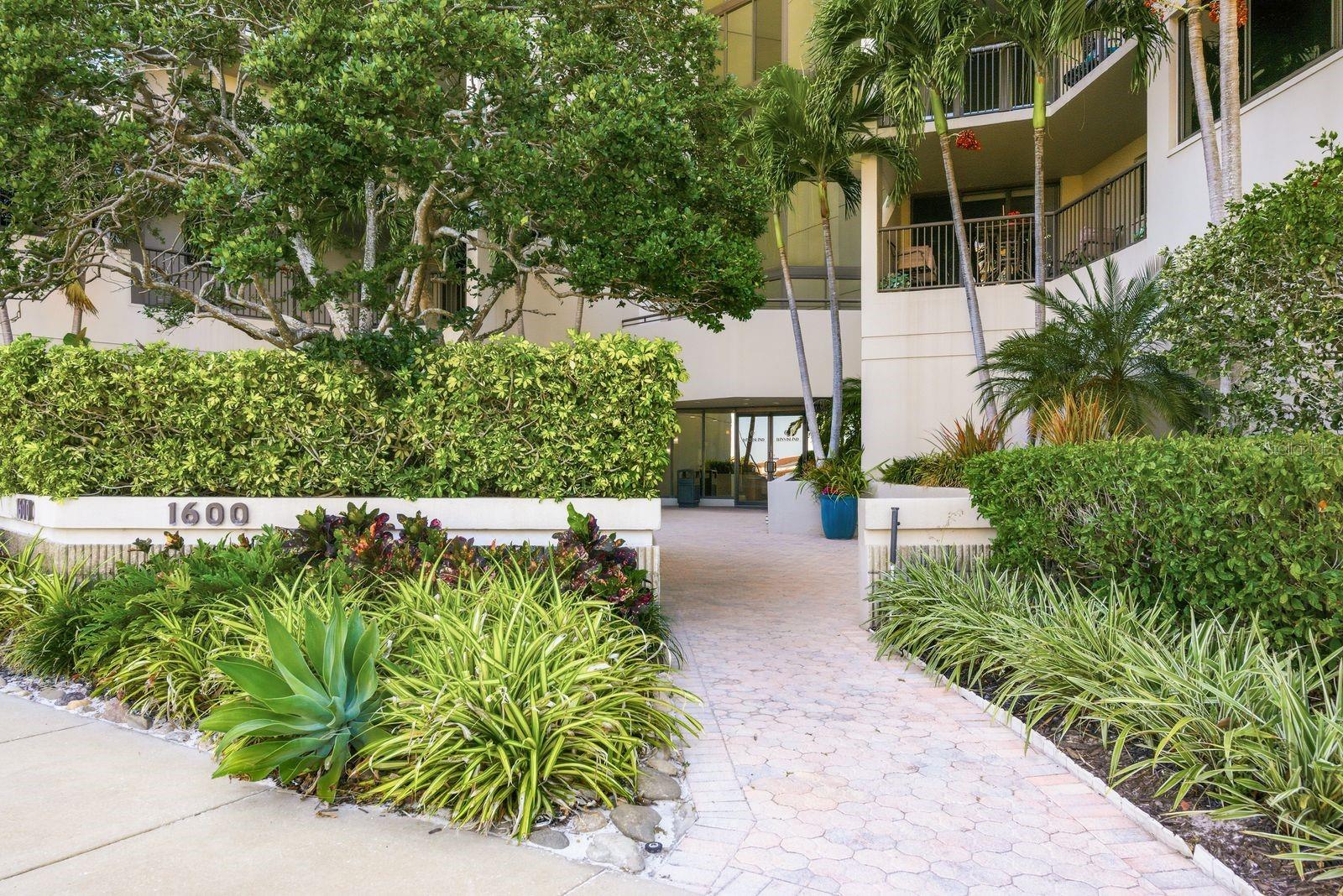 DANS ISLAND ON SAND KEY CONDO - Residential