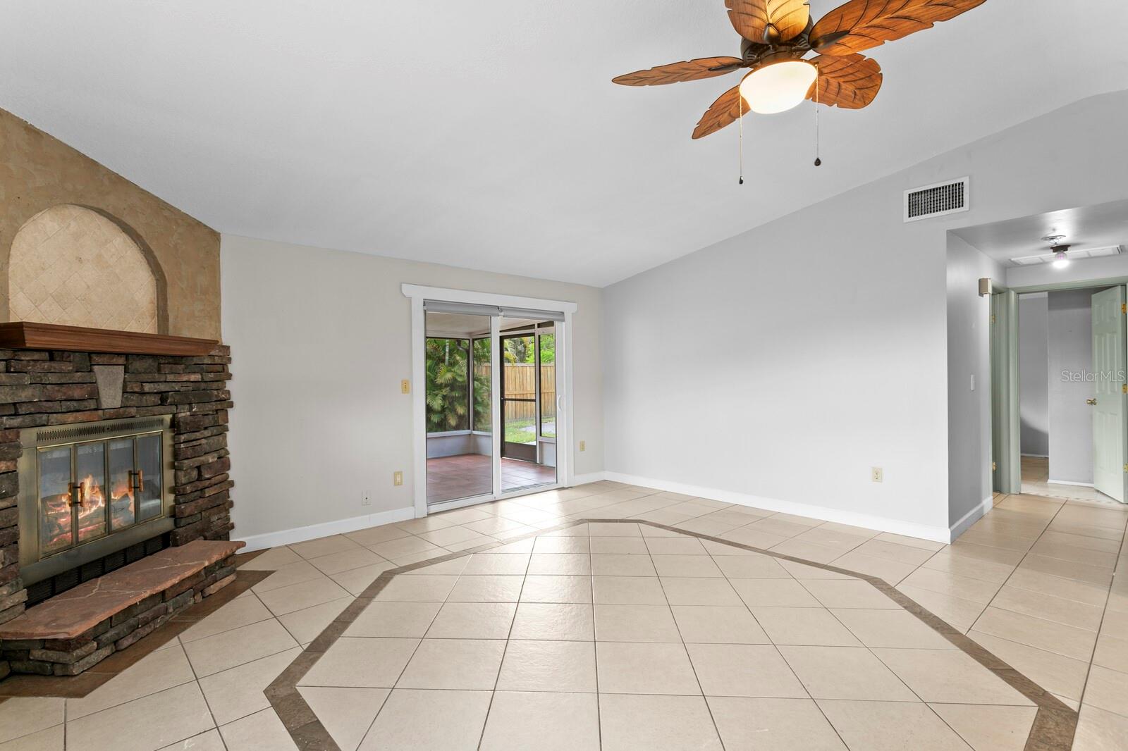 SHOREVIEW PH I - Residential