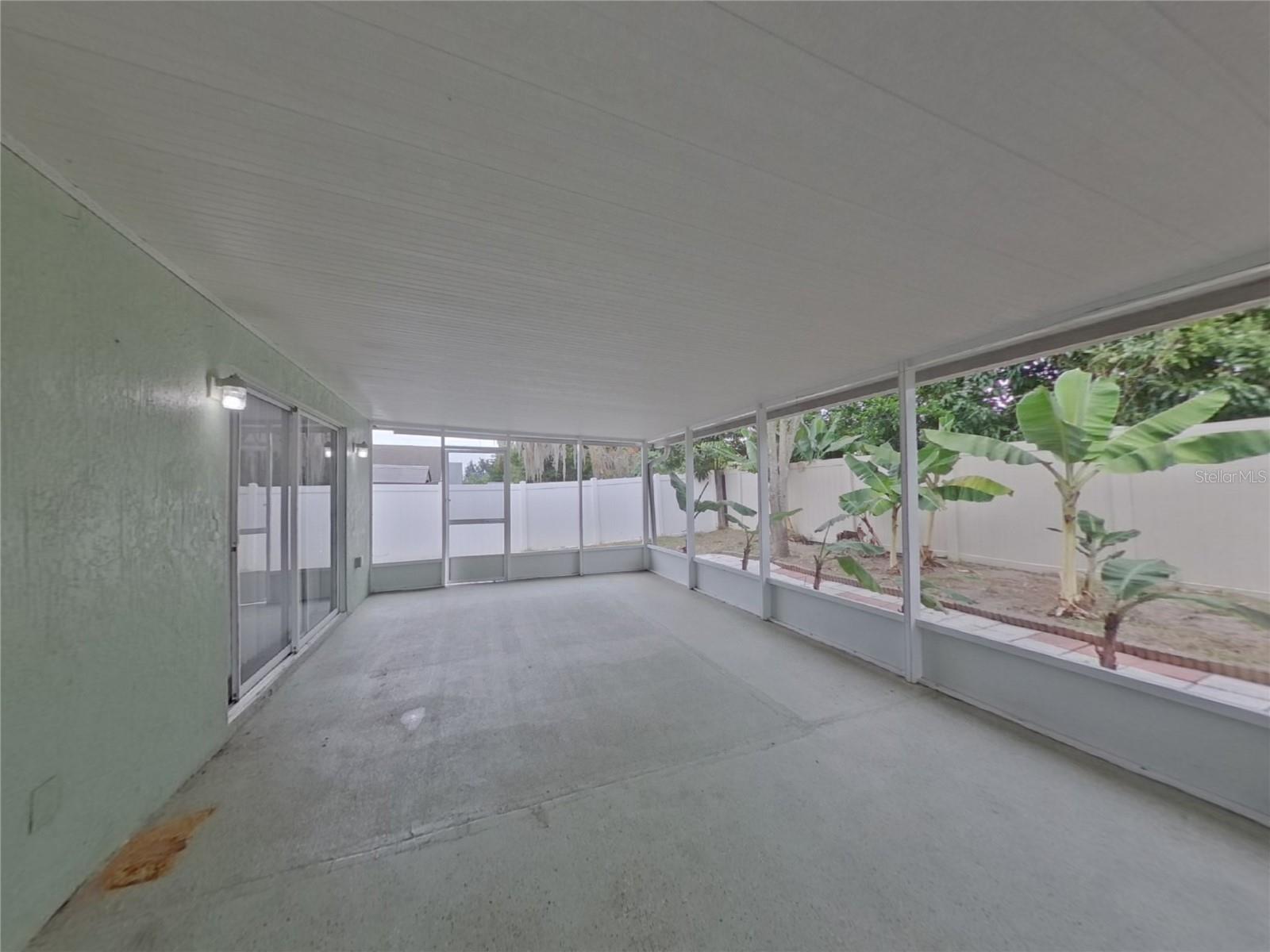 DORAL POINTE - Residential Lease