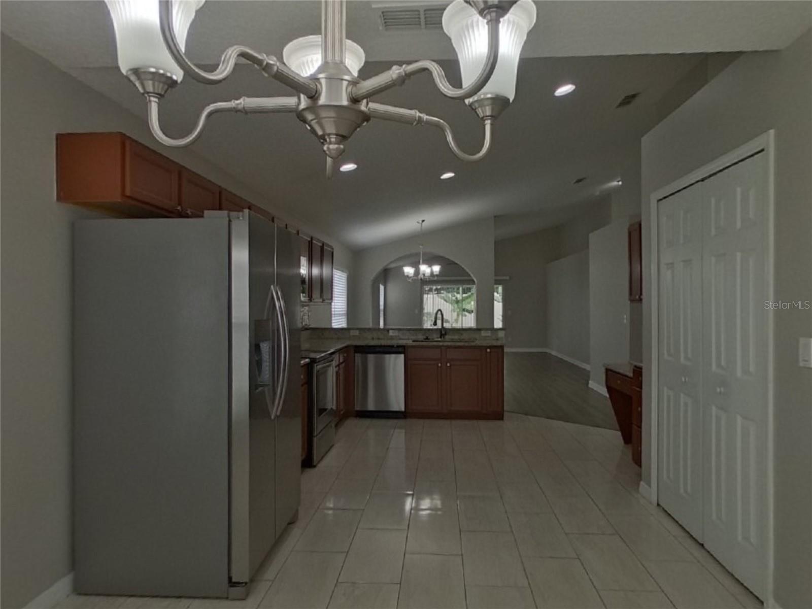 DORAL POINTE - Residential Lease