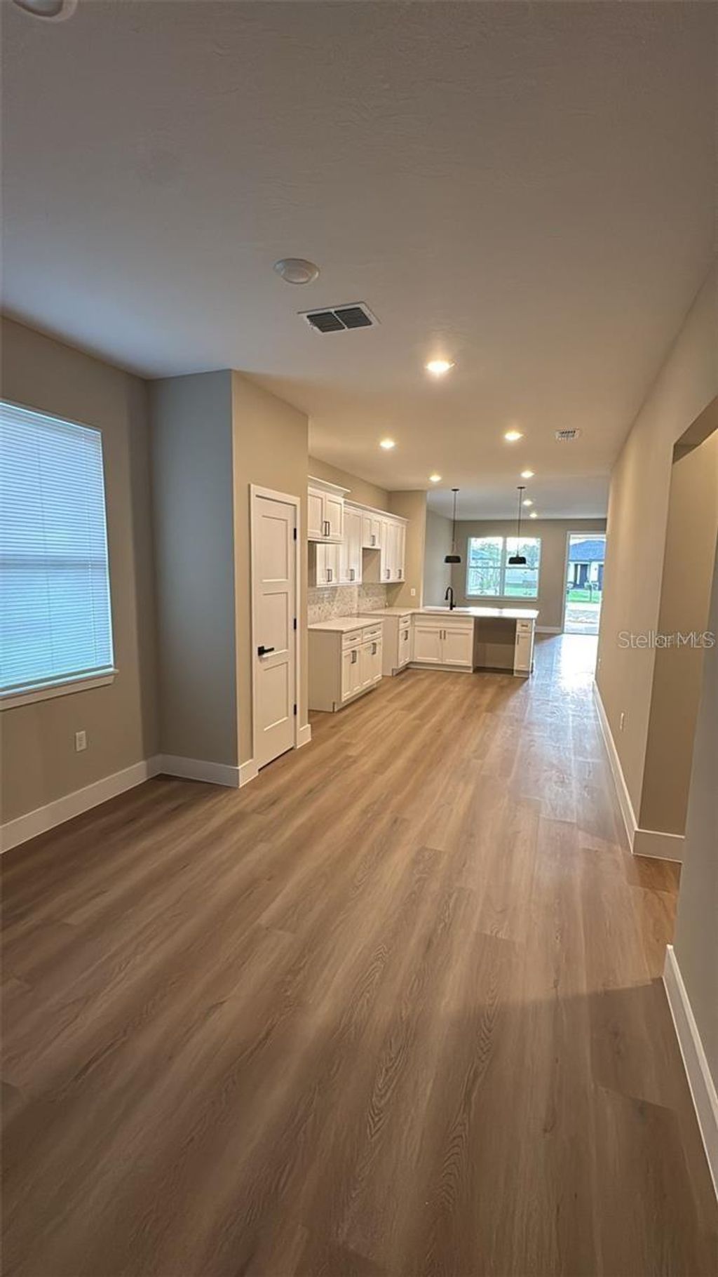 Photo of 127 N Hudson Street, Orlando, FL 32835 (MLS # O6399540)