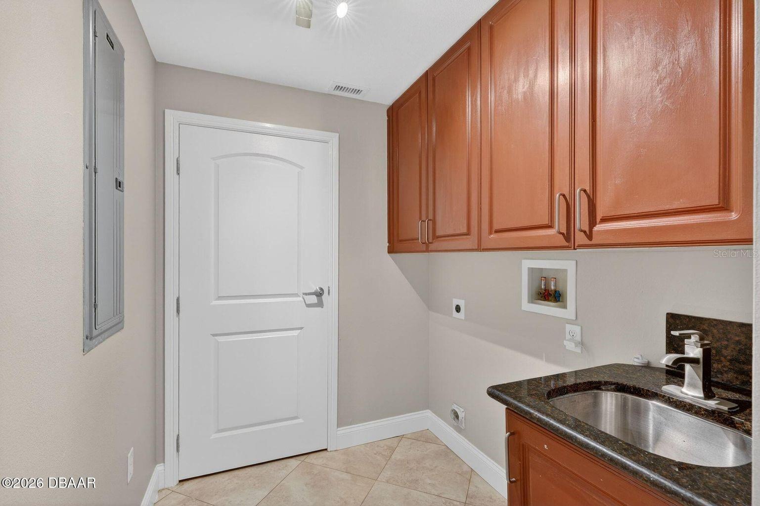 OCEAN VILLAS CONCOMINIUM - Residential