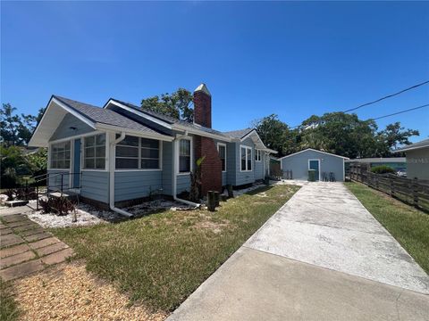 Photo of 914 17th Street W, Bradenton, FL 34205 (MLS # A4680562)