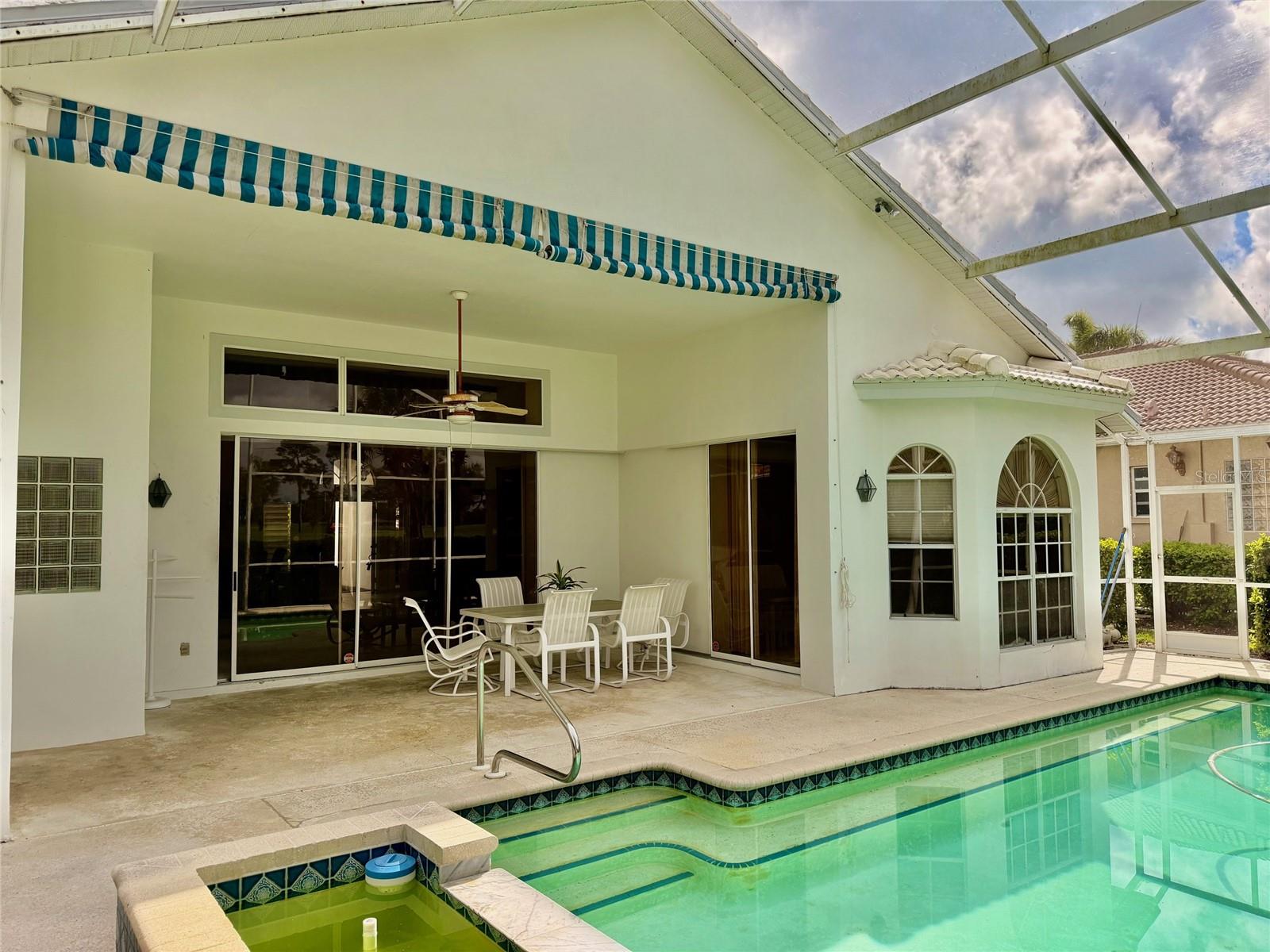 FAIRWAY LAKES AT PALM AIRE - Residential