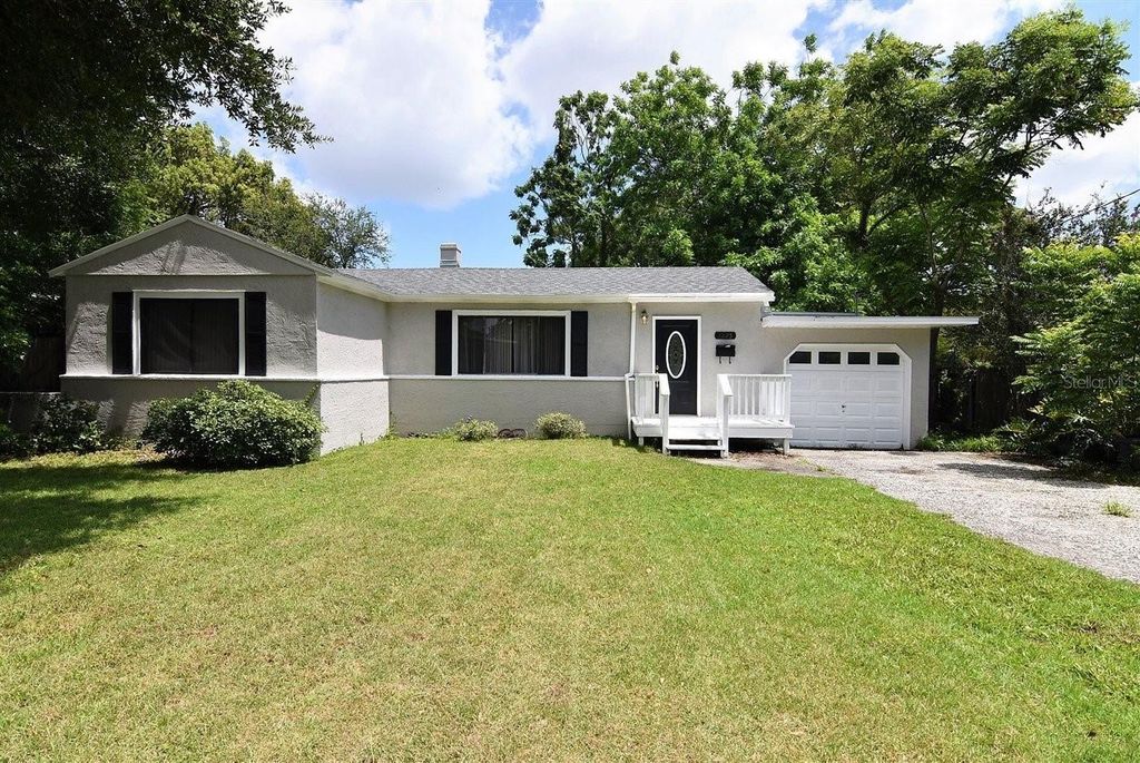 Photo of 3225 Palmer Street, Orlando, FL 32803 (MLS # O6397073)