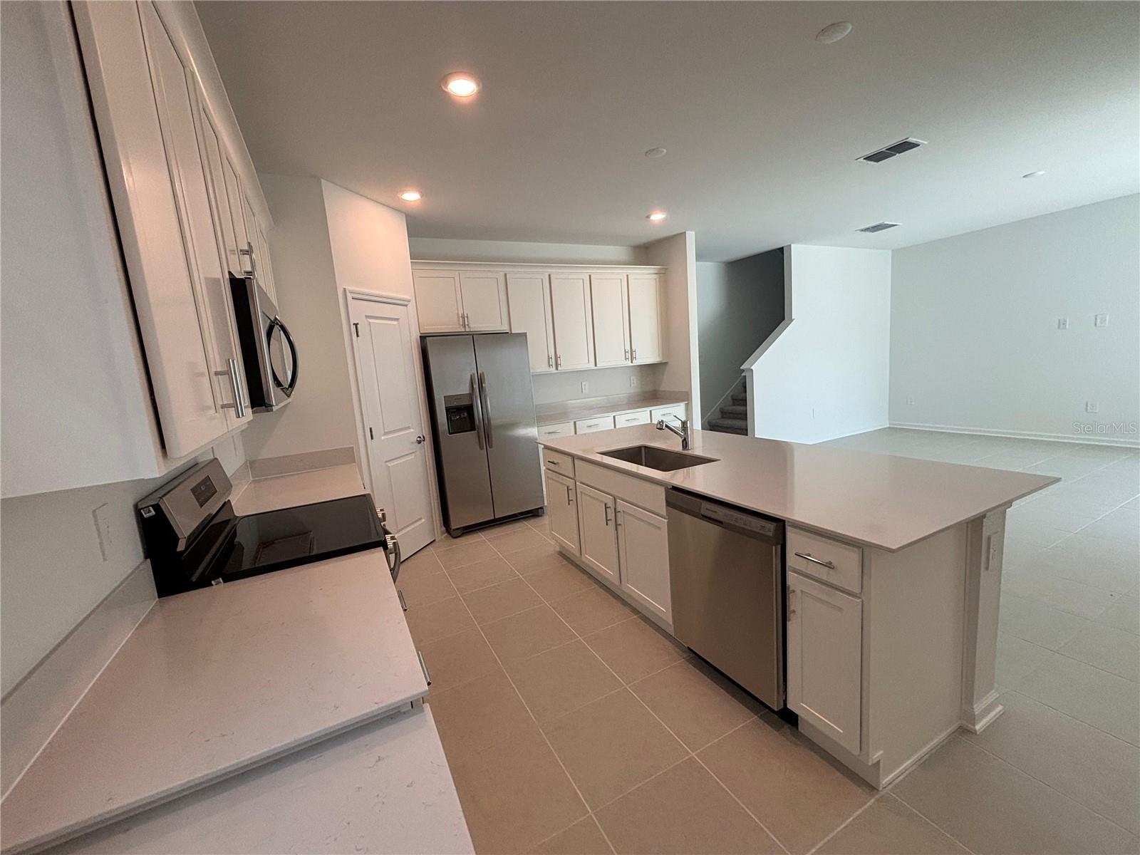 WELLNESS WAY 40S - Residential Lease