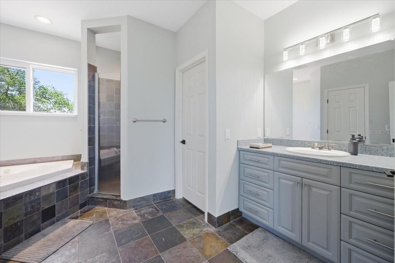 COQUINA BEACH - Residential