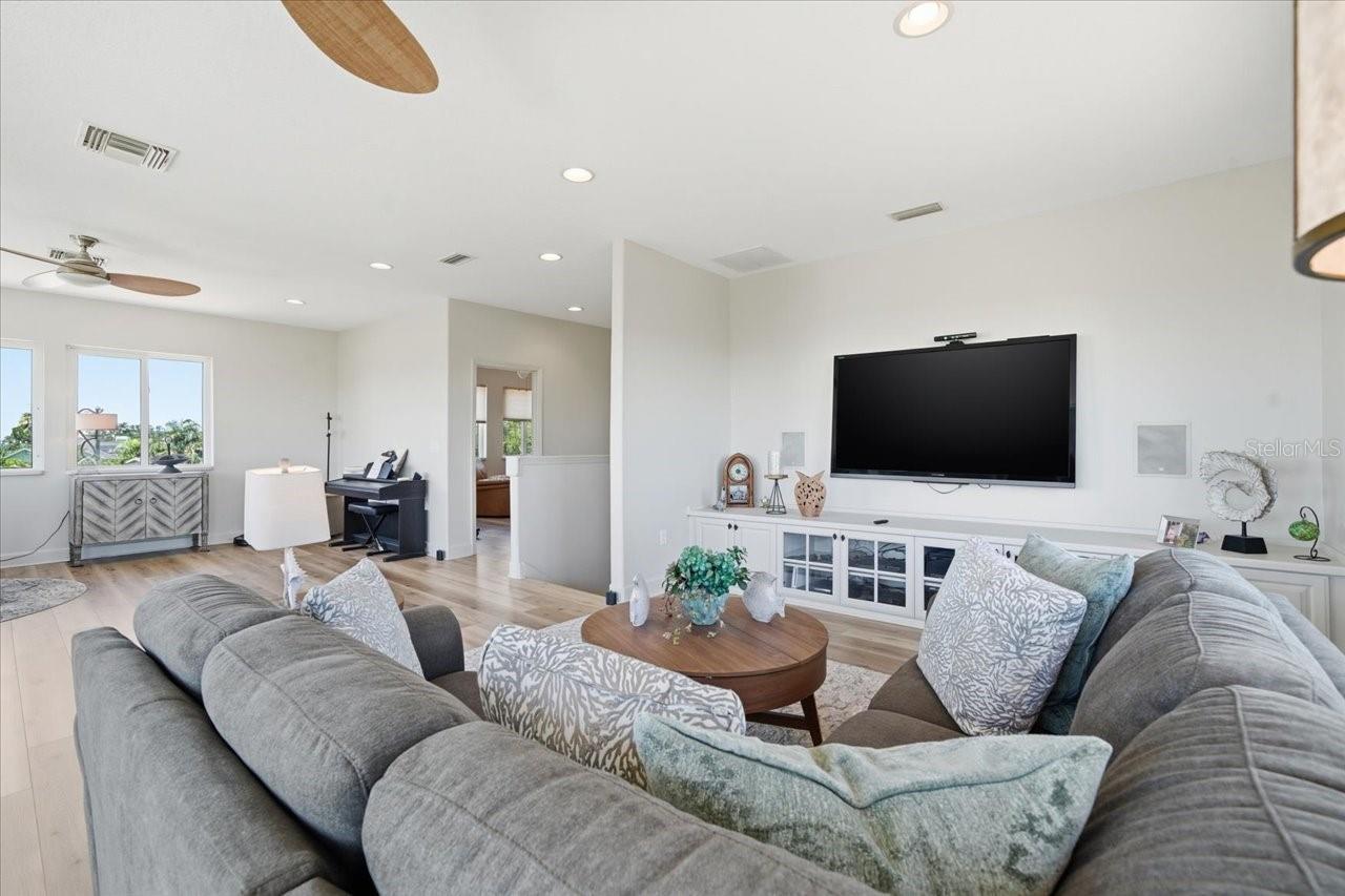 COQUINA BEACH - Residential