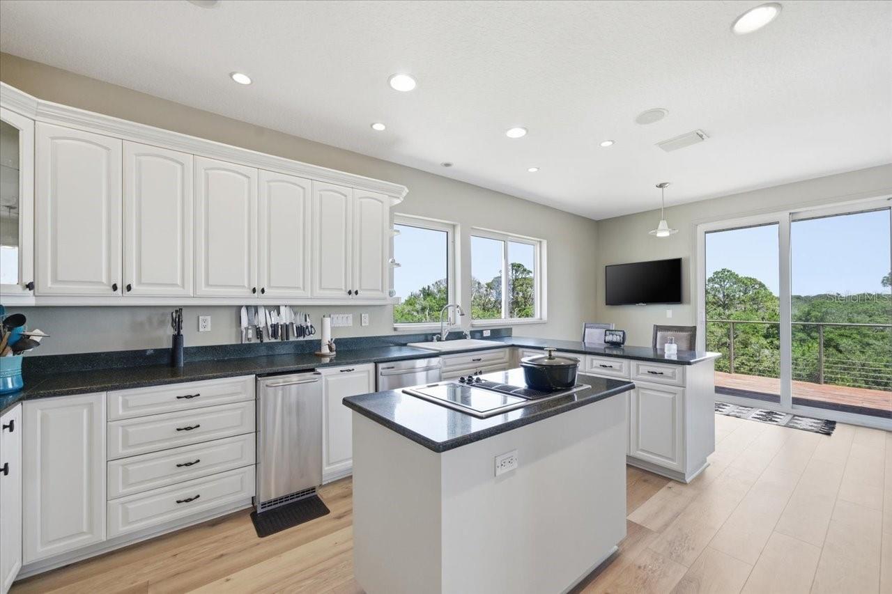 COQUINA BEACH - Residential
