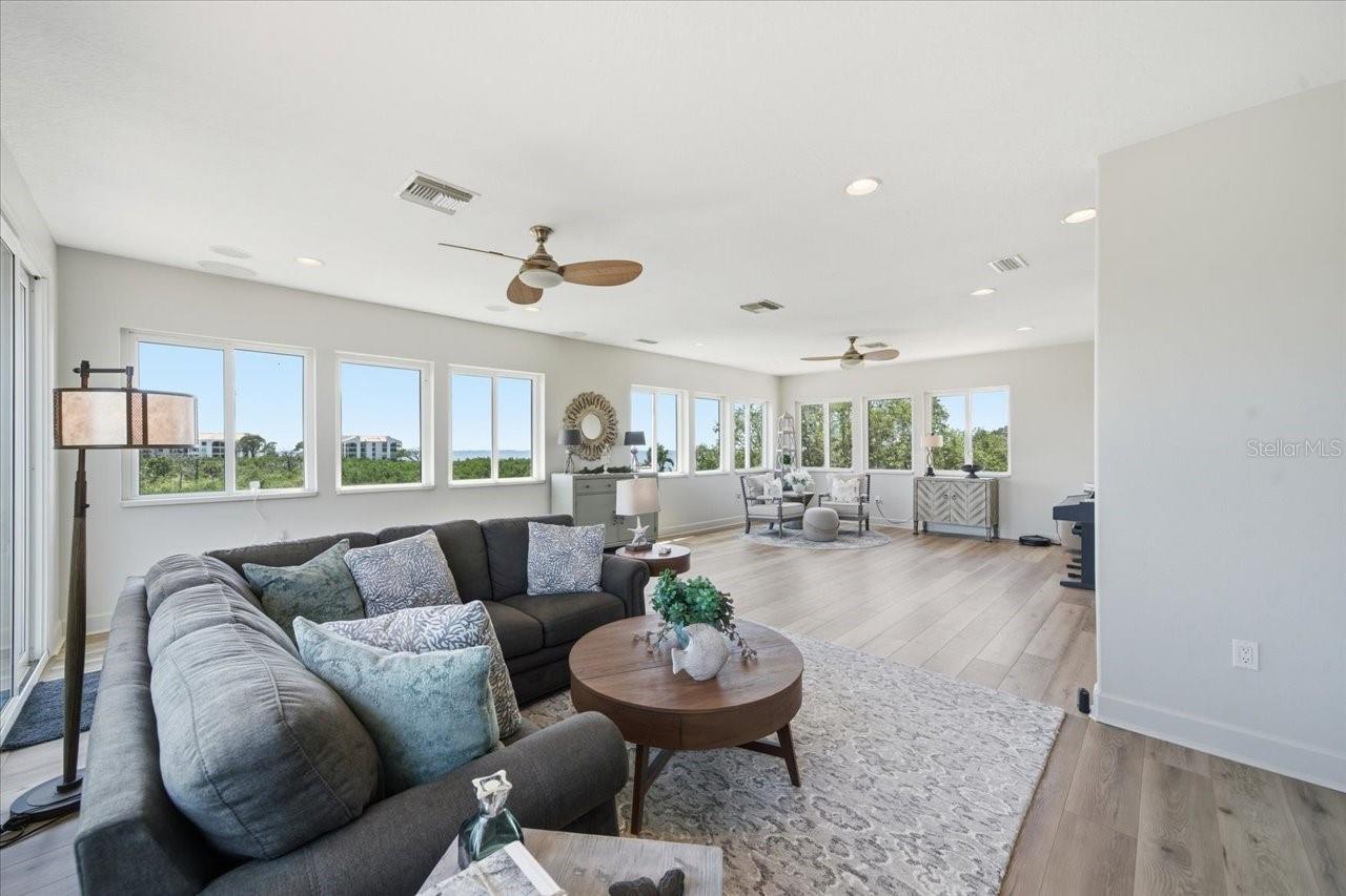 COQUINA BEACH - Residential