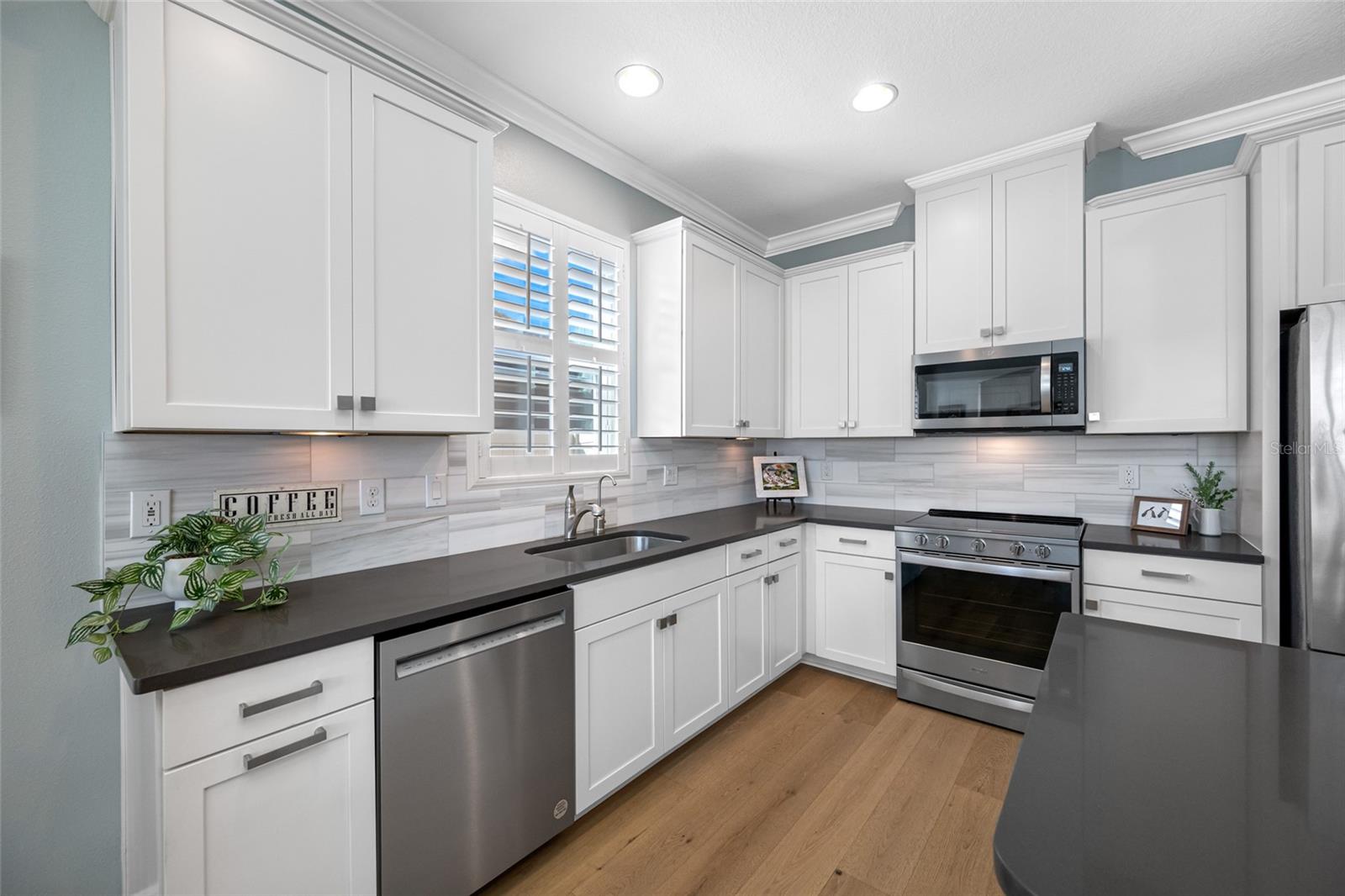 LONG LAKE RANCH VILLAGE 3, 6 PCLS A - Residential