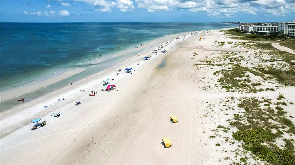 Photo of 11605 Gulf Boulevard #503, Treasure Island, FL 33706 (MLS # TB8530005)