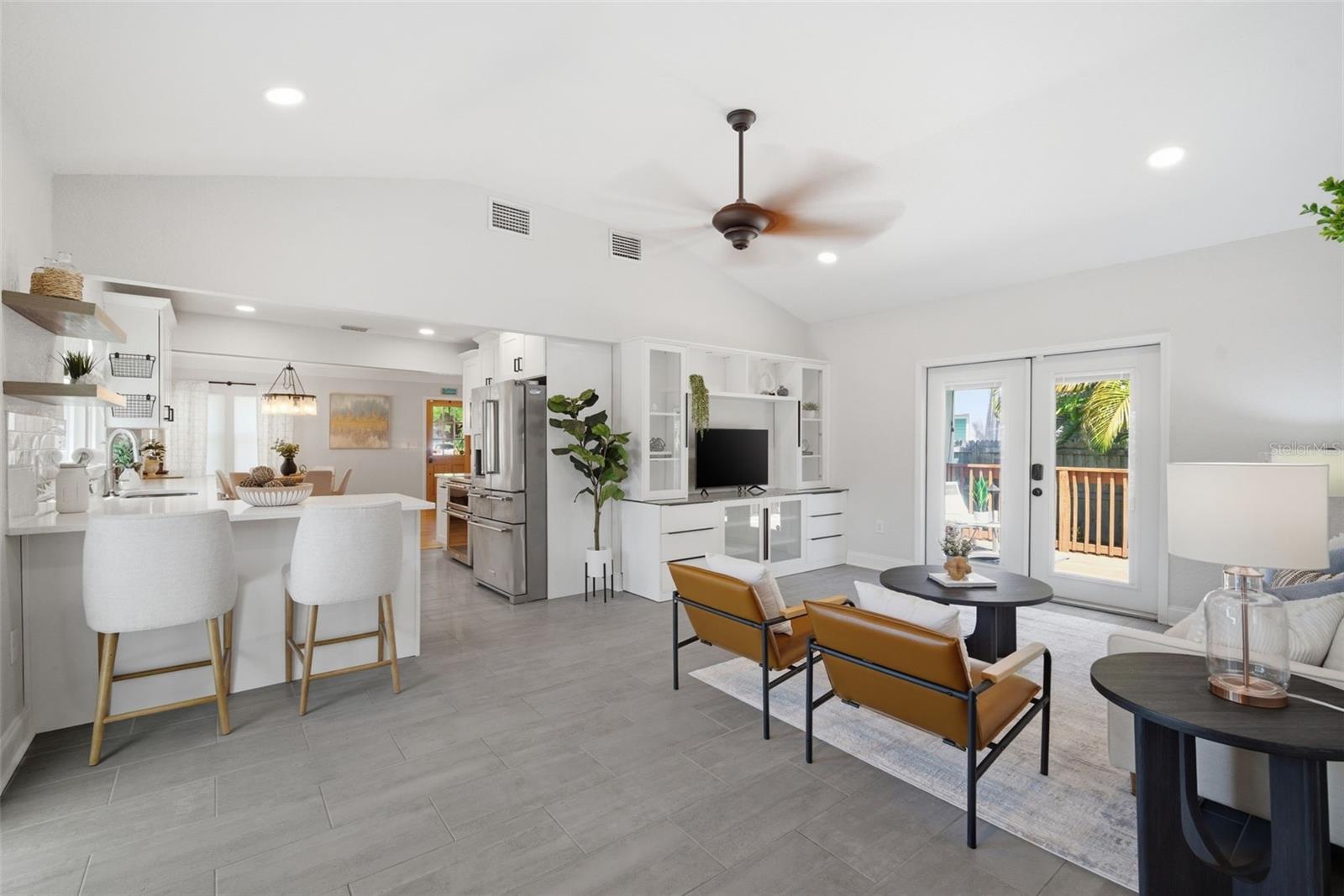 HYDE PARK - Residential