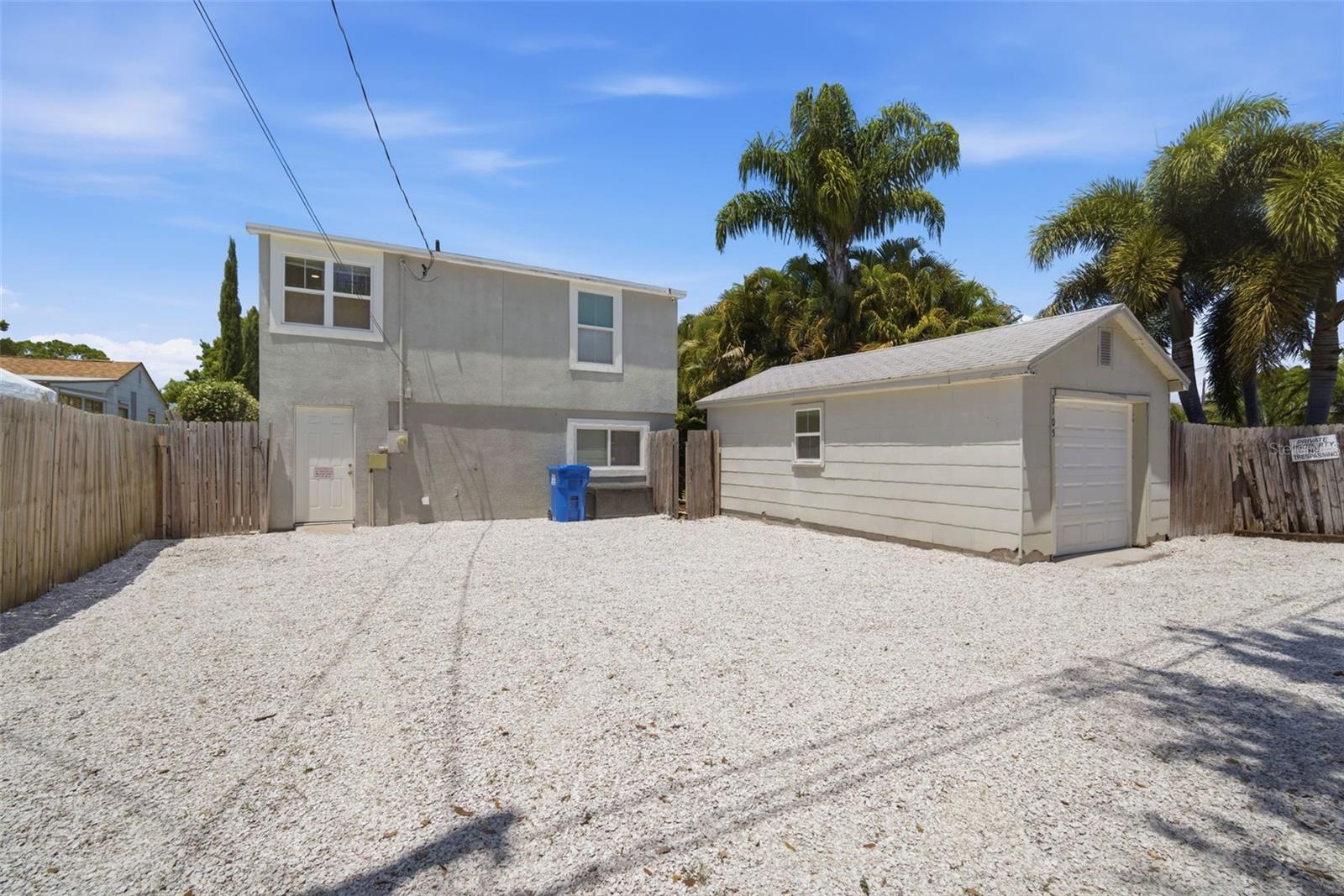 HYDE PARK - Residential