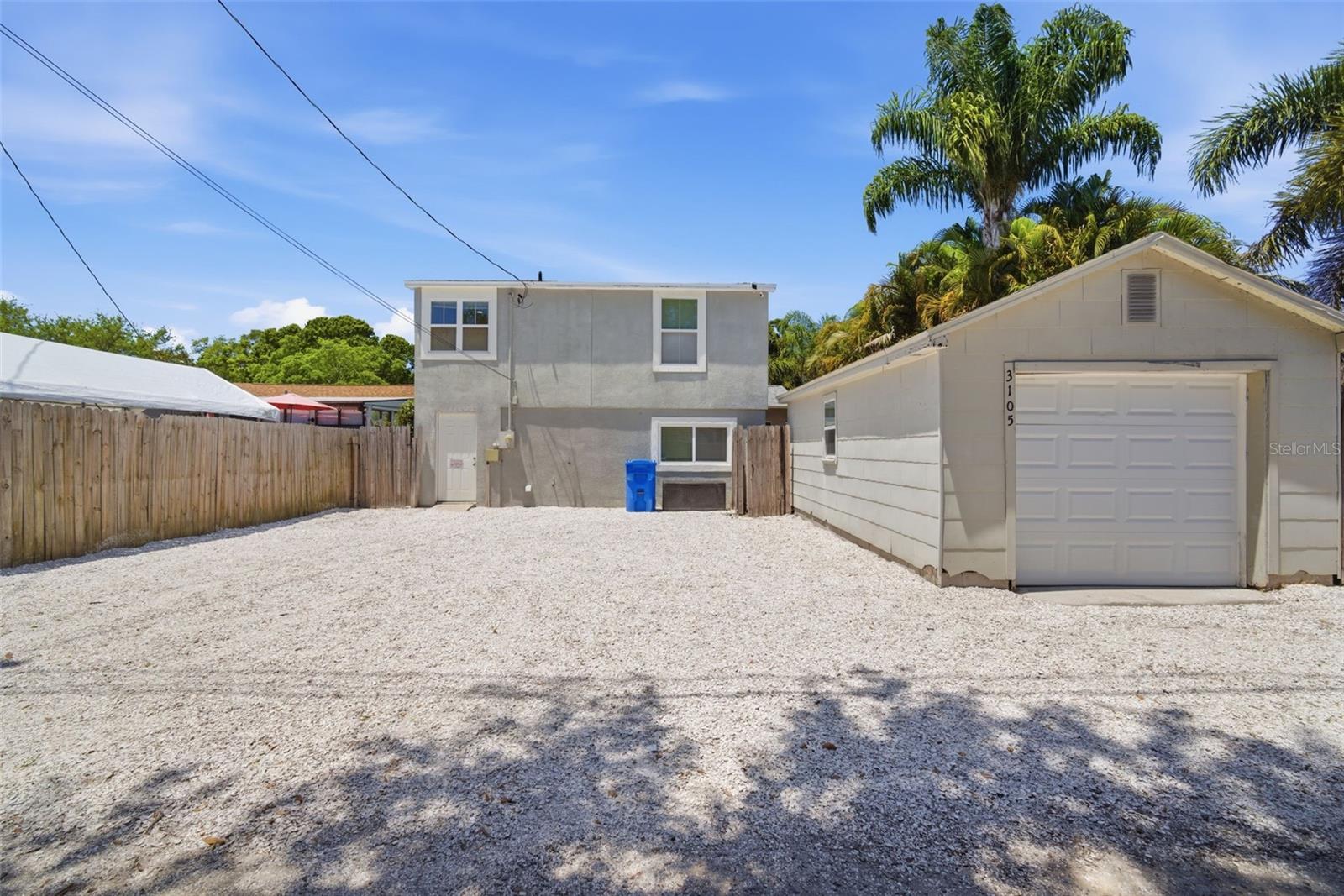 HYDE PARK - Residential
