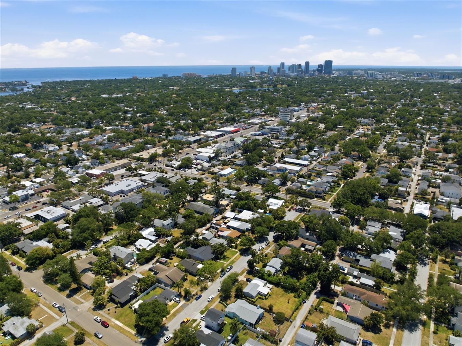 HYDE PARK - Residential