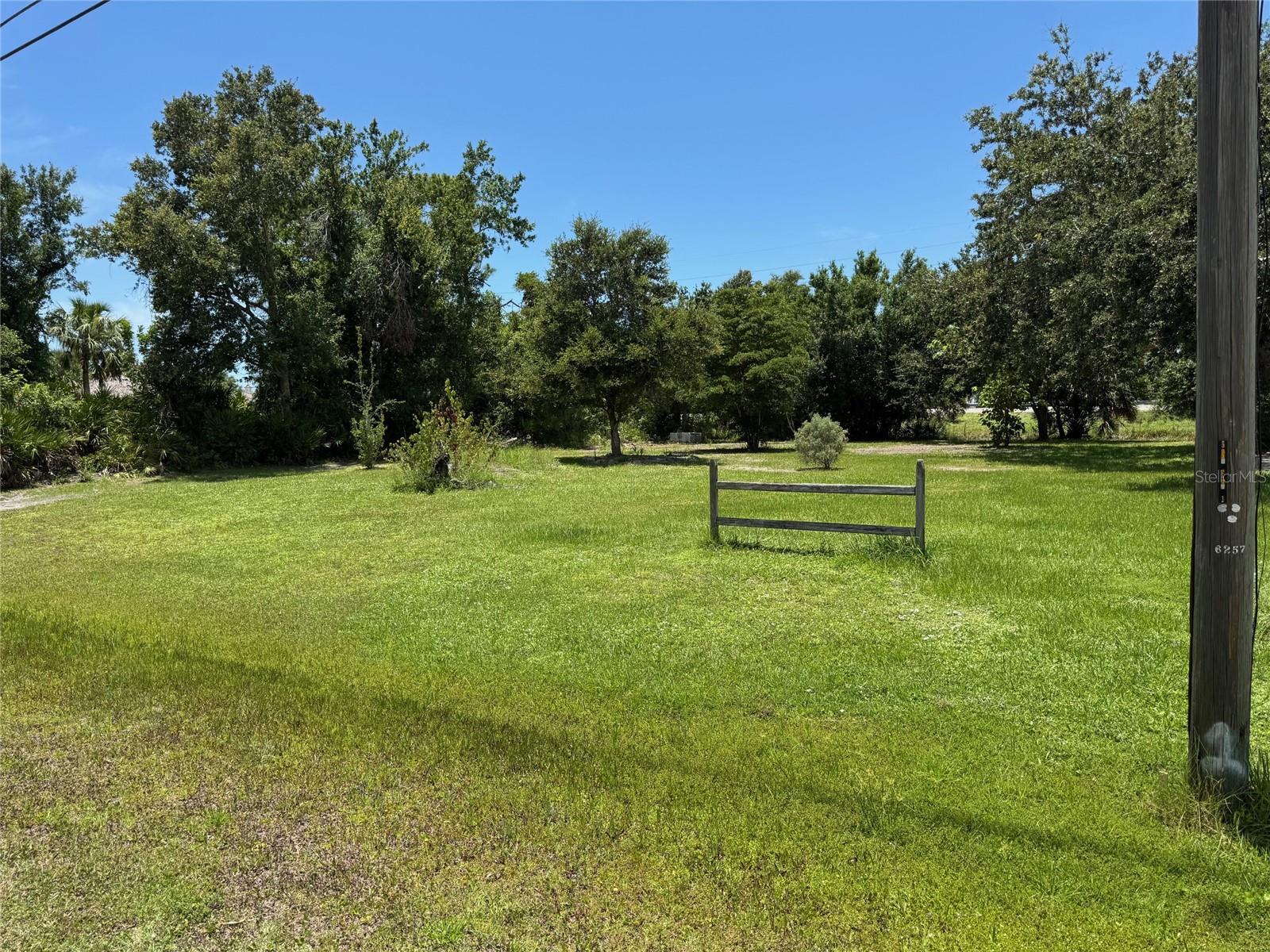 PORT CHARLOTTE SEC 073 - Land