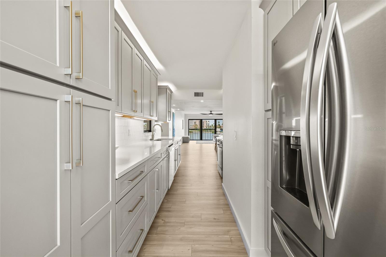 SANTA MARIA CONDO - Residential