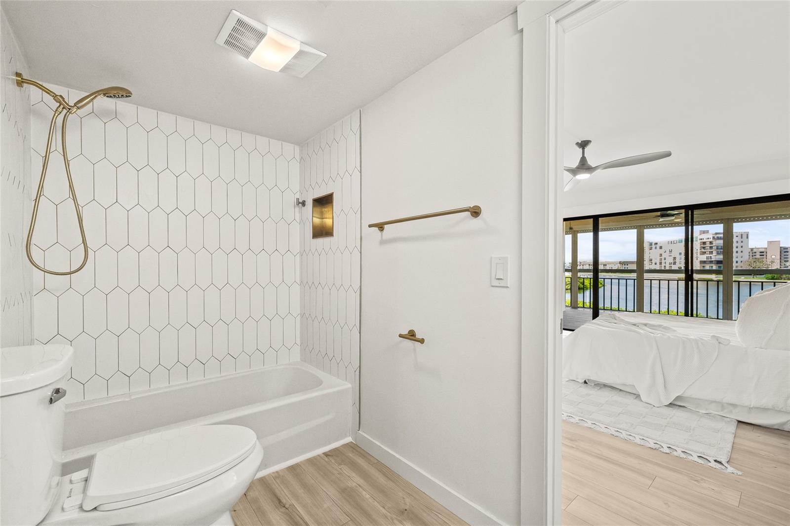 SANTA MARIA CONDO - Residential