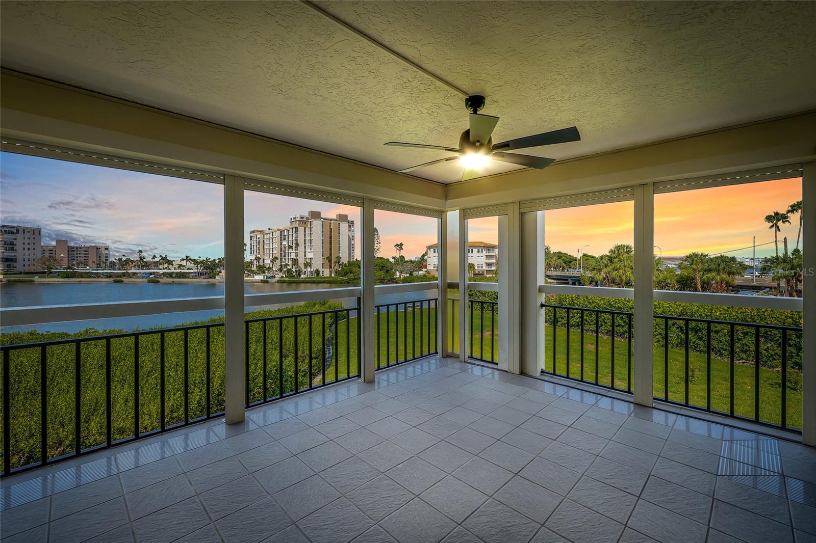 SANTA MARIA CONDO - Residential