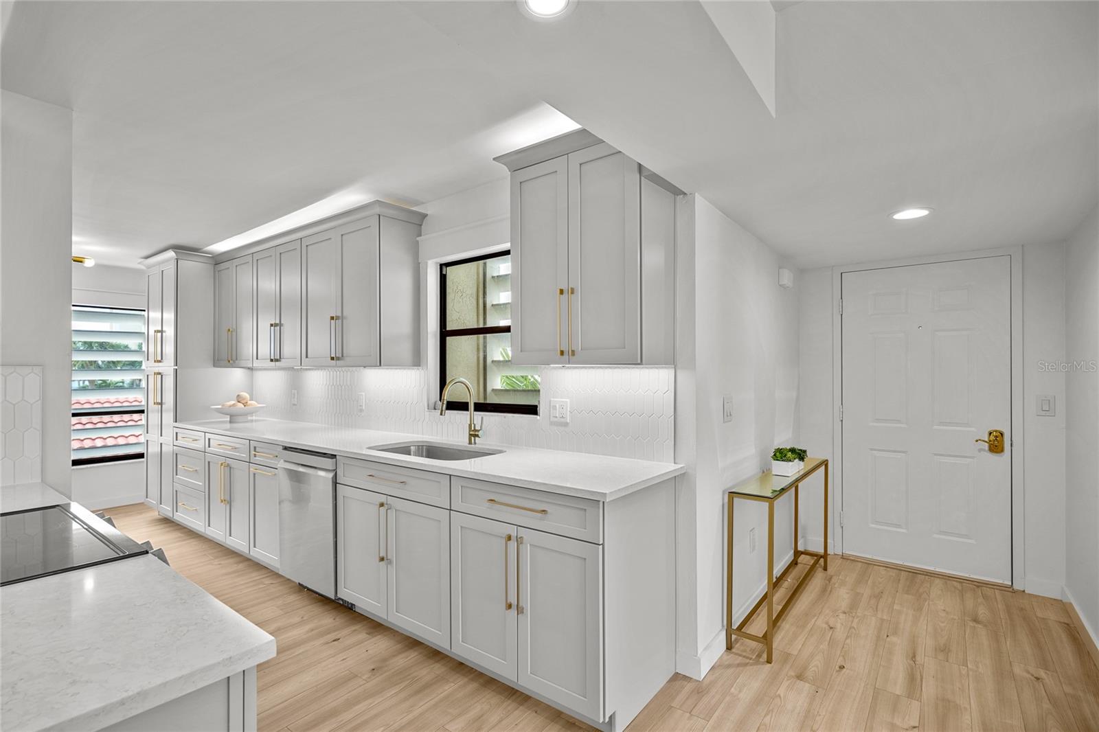 7867 SAILBOAT KEY BLVD S 201