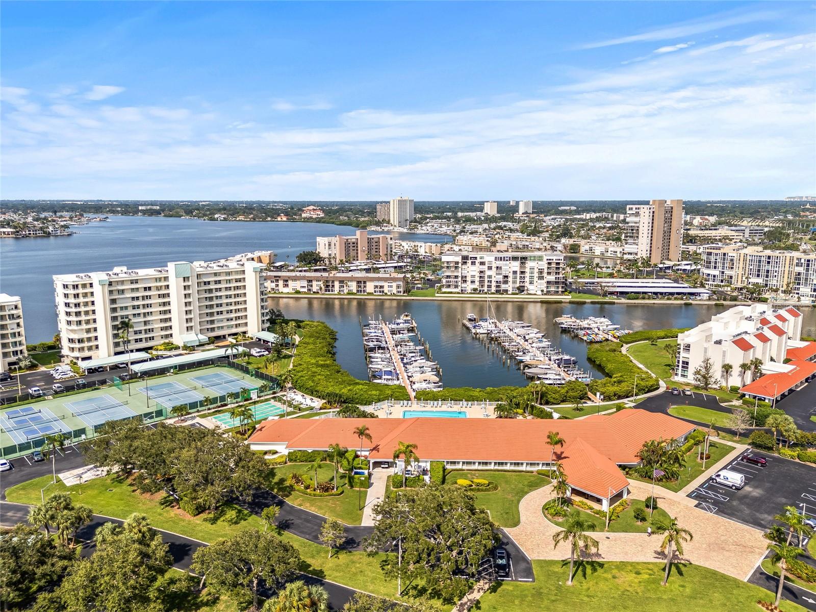 SANTA MARIA CONDO - Residential