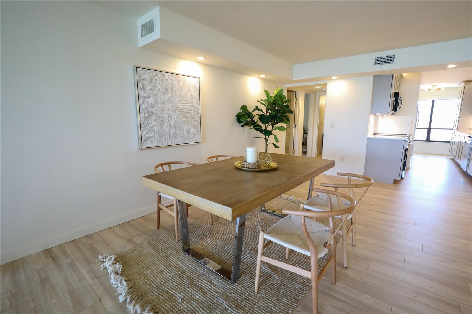 SANTA MARIA CONDO - Residential