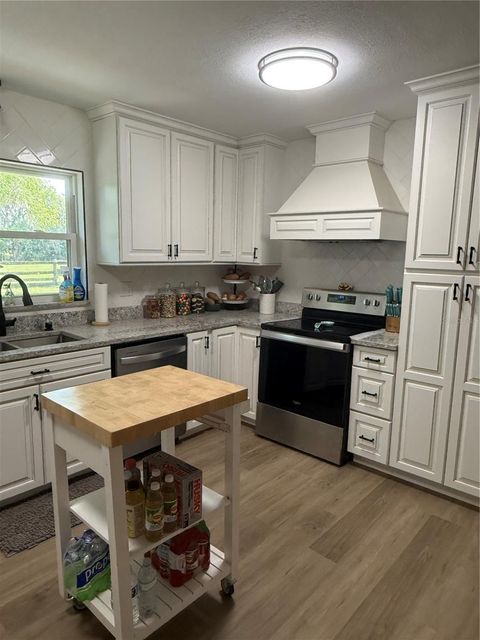 Tiny photo for 13551 NE 14th Avenue, Citra, FL 32113 (MLS # OM724621)
