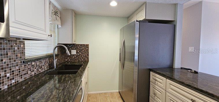 GOLDEN SANDS CONDO - Residential Lease