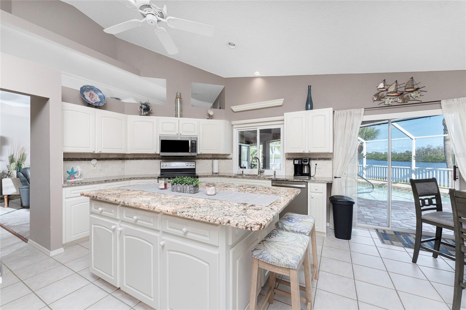 CAPE HAZE WINDWARD - Residential