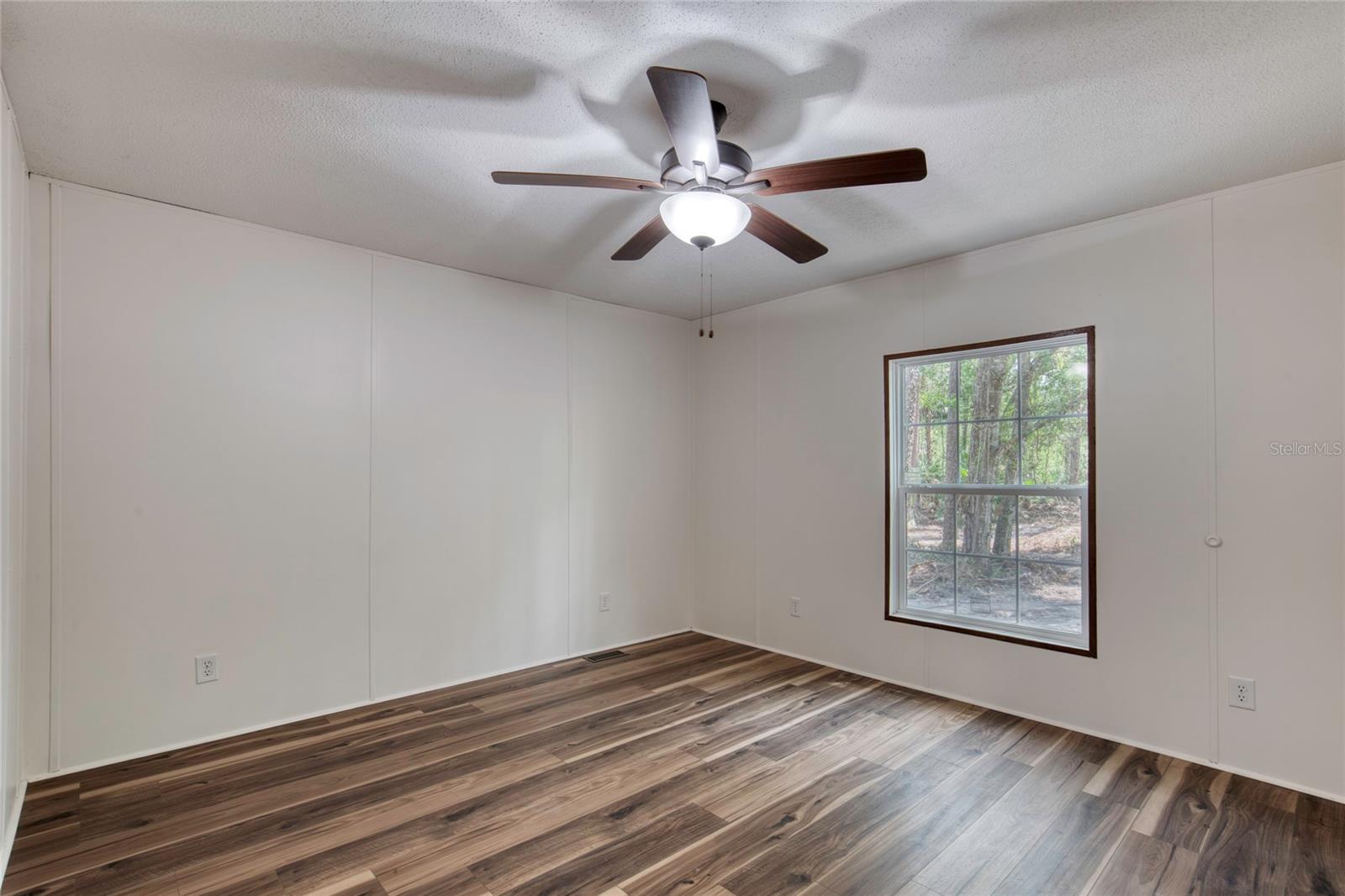 DAYTONA NORTH - Residential