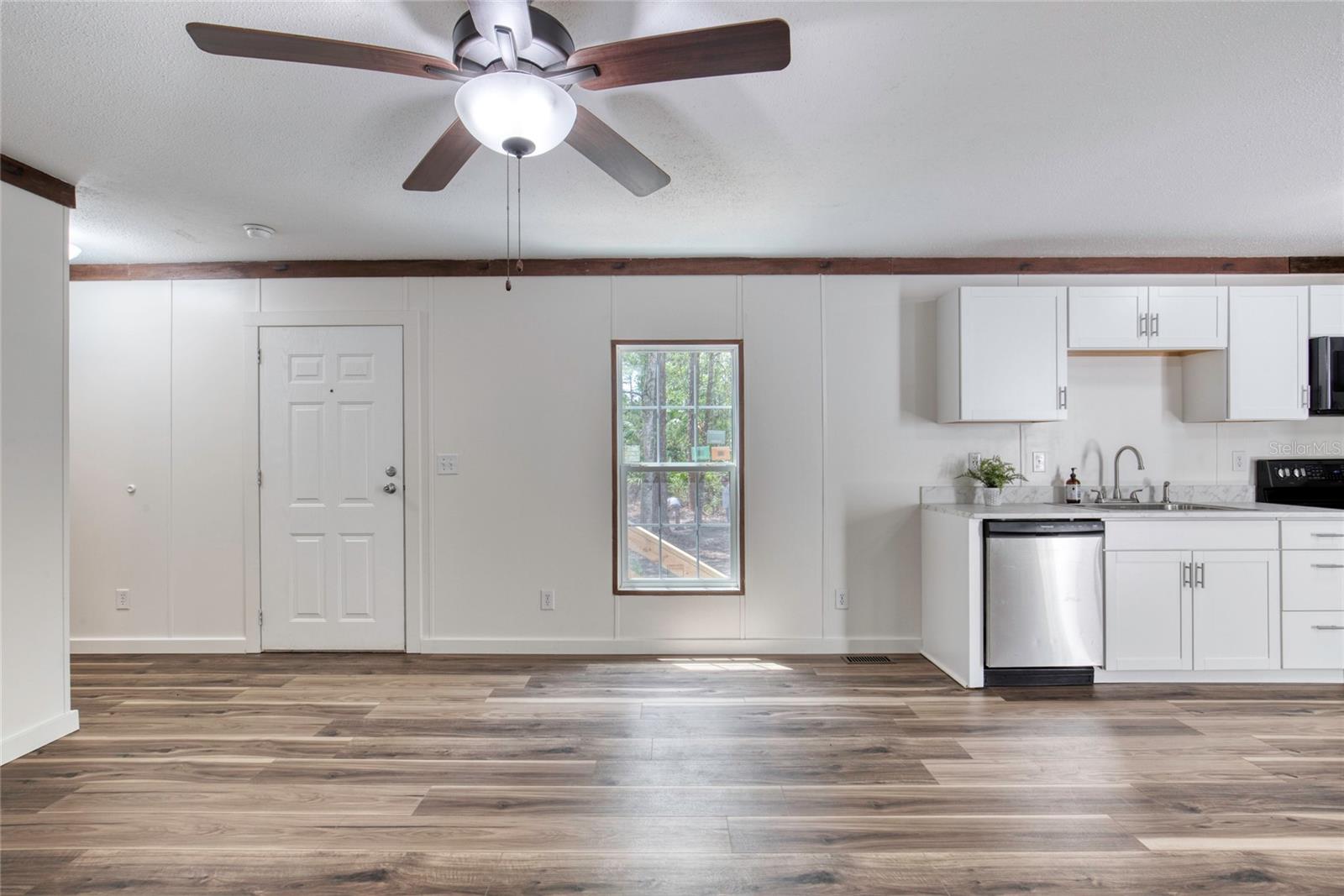 DAYTONA NORTH - Residential