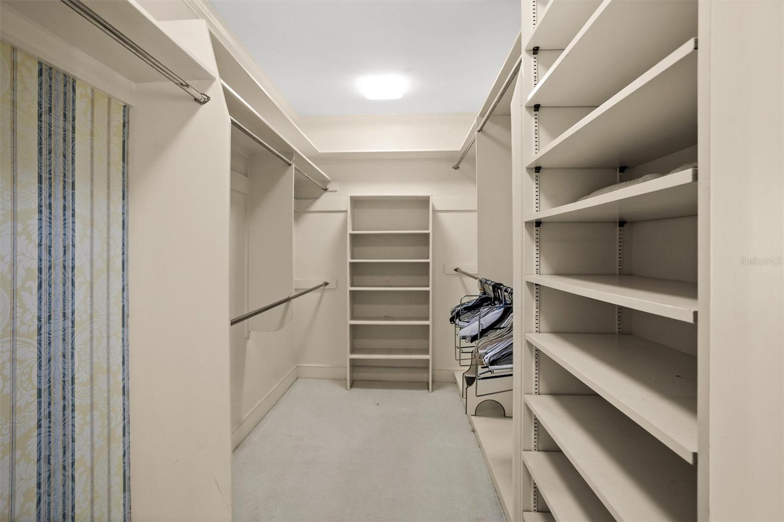 GOLF VIEW PLACE - Residential