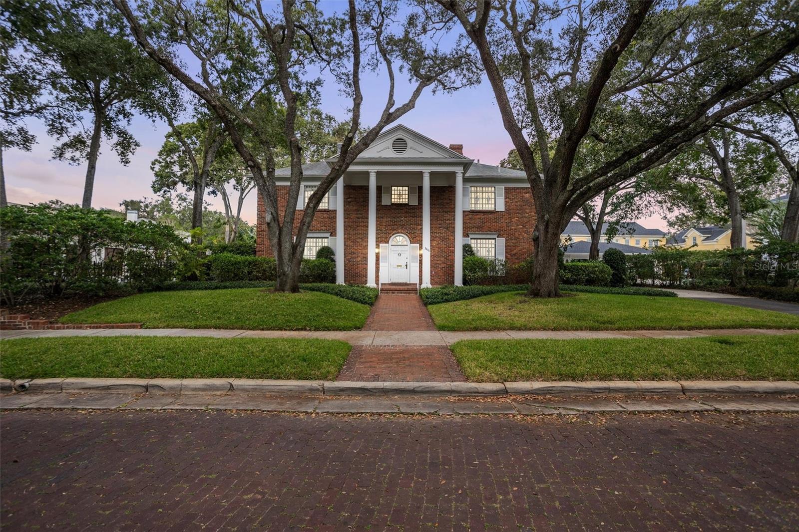 GOLF VIEW PLACE - Residential